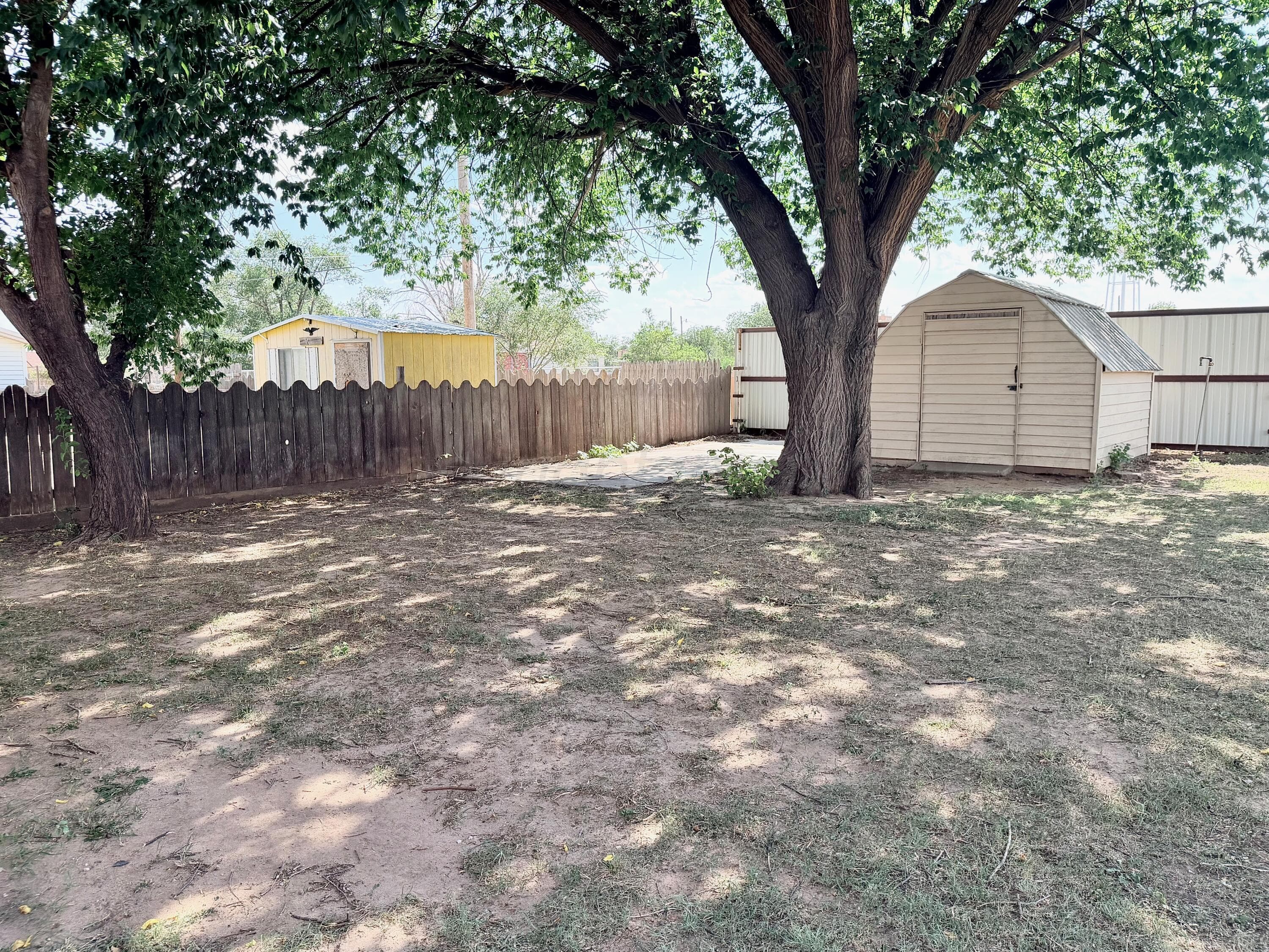 412 Brown Street, Stinnett, TX 79083, photo 24