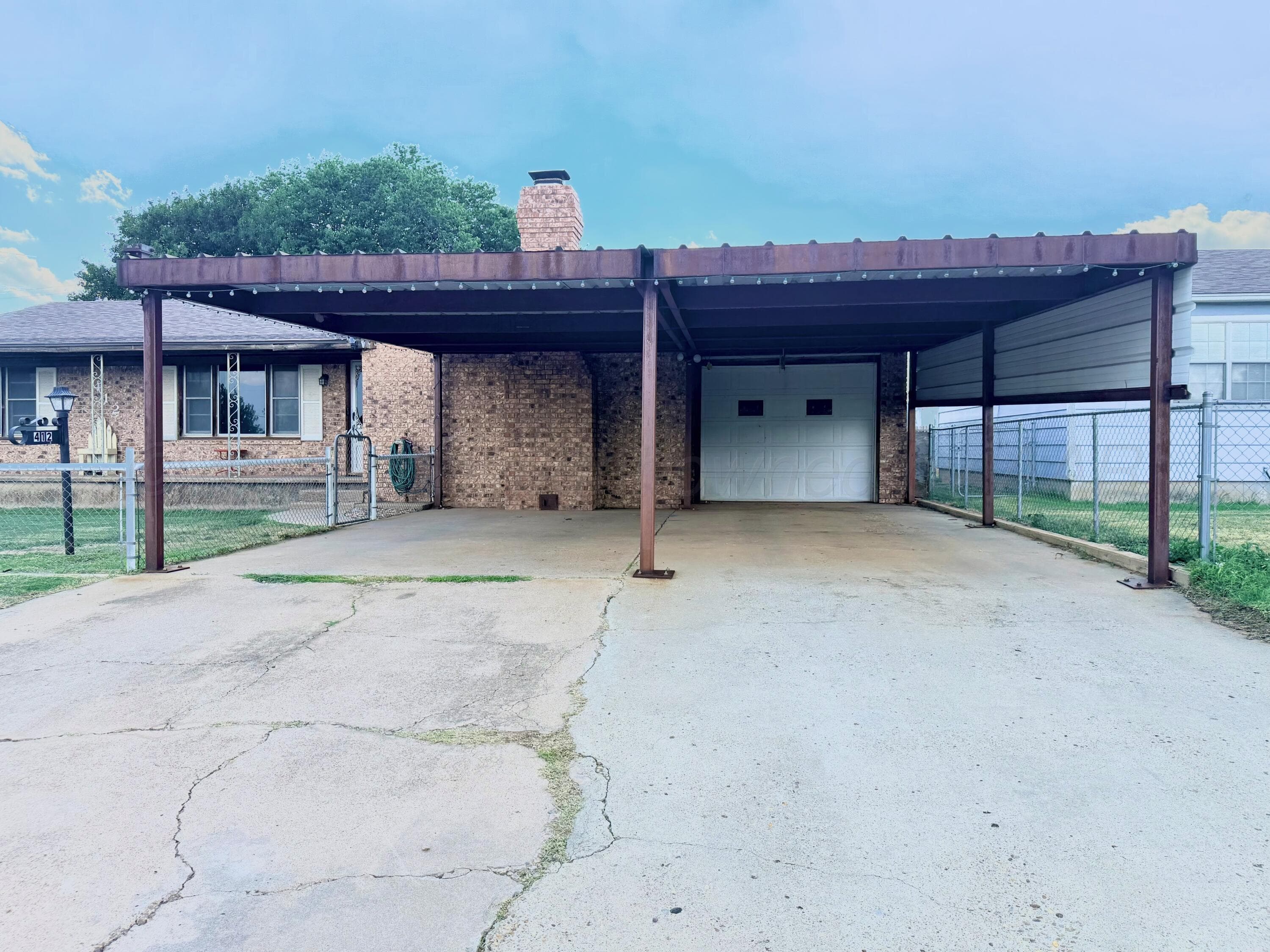 412 Brown Street, Stinnett, TX 79083, photo 3