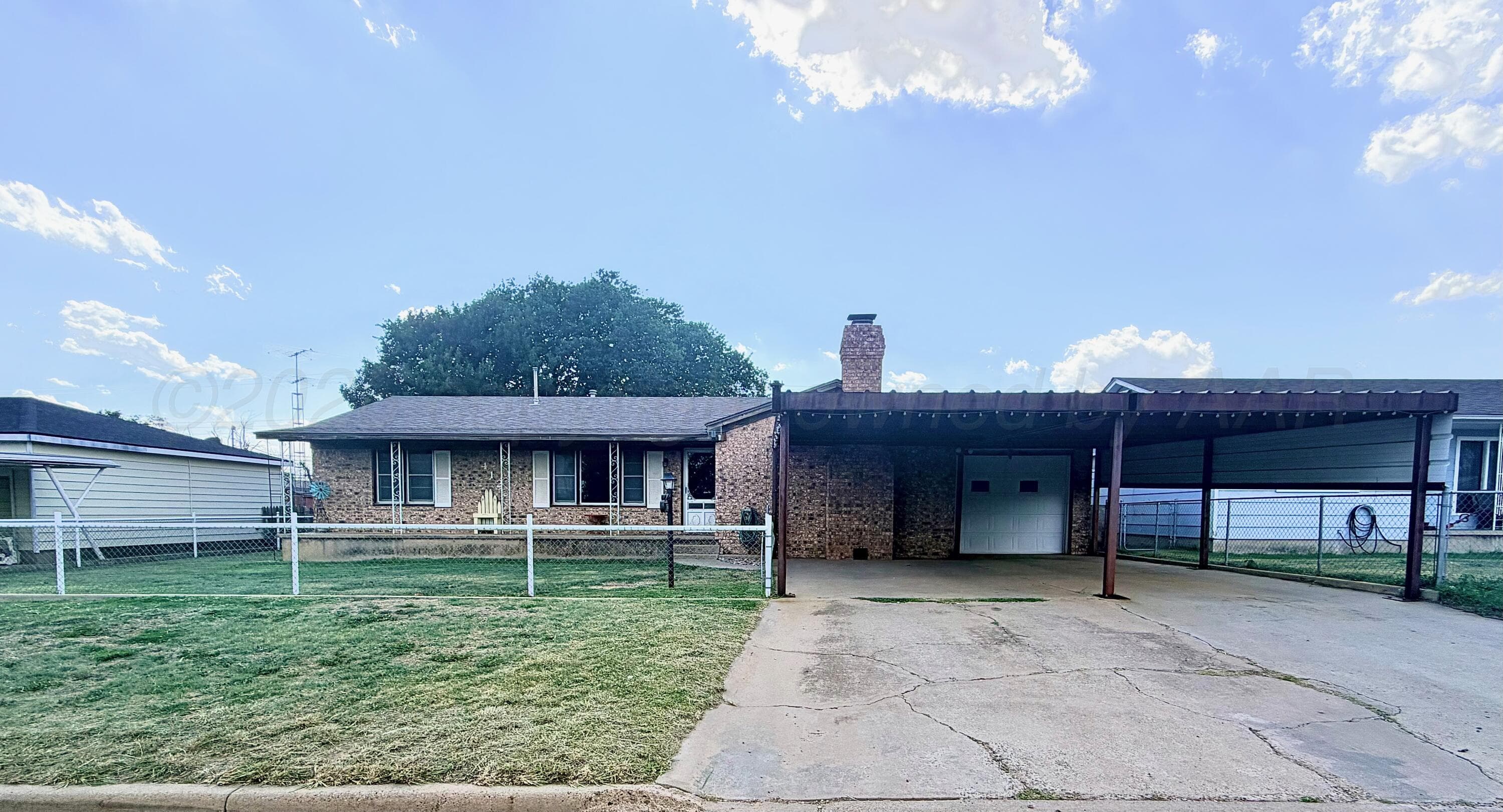 412 Brown Street, Stinnett, TX 79083, photo 25