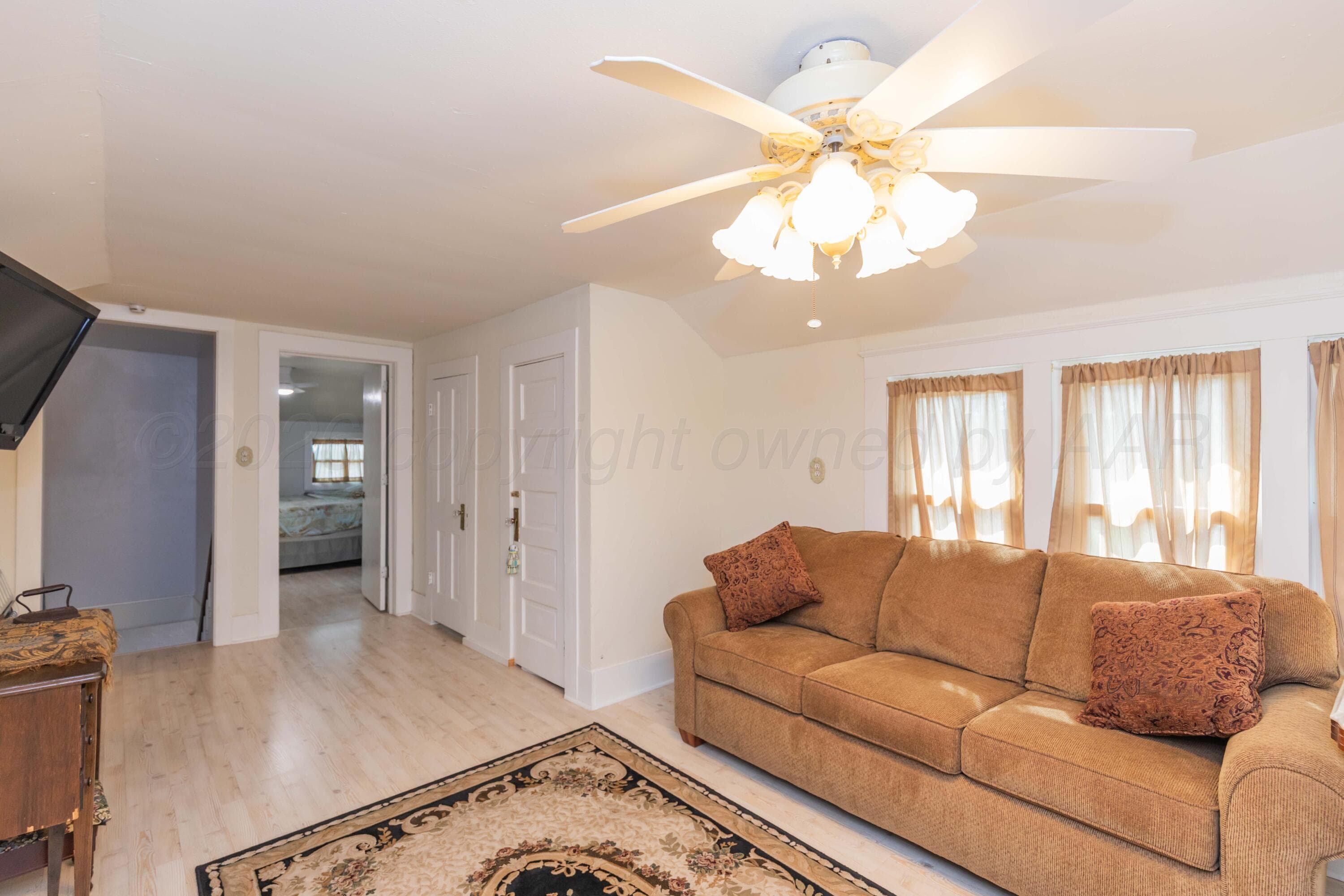 216 E 4th Street, Clarendon, TX 79226, photo 29