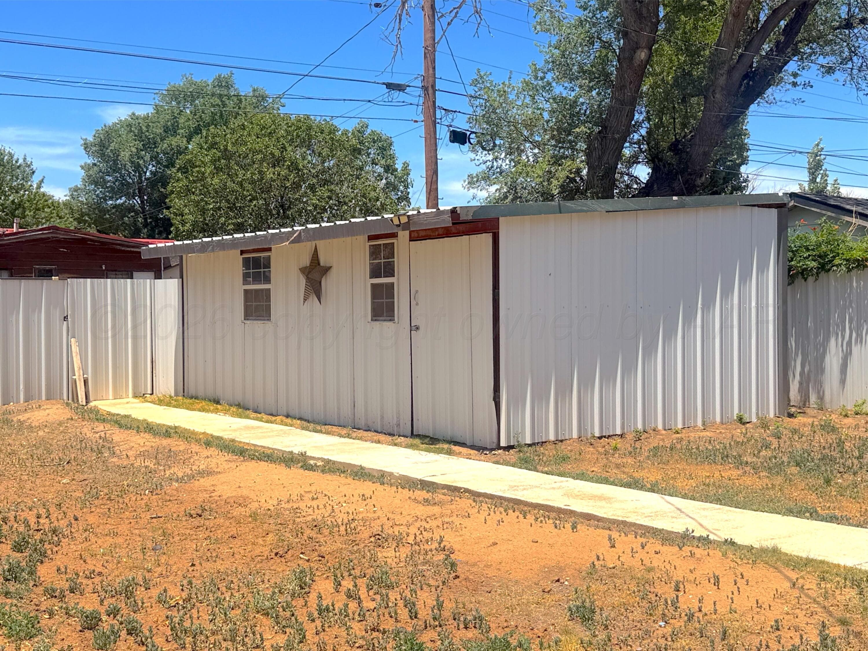 215 PEACH Avenue, Dumas, TX 79029-3431, photo 17