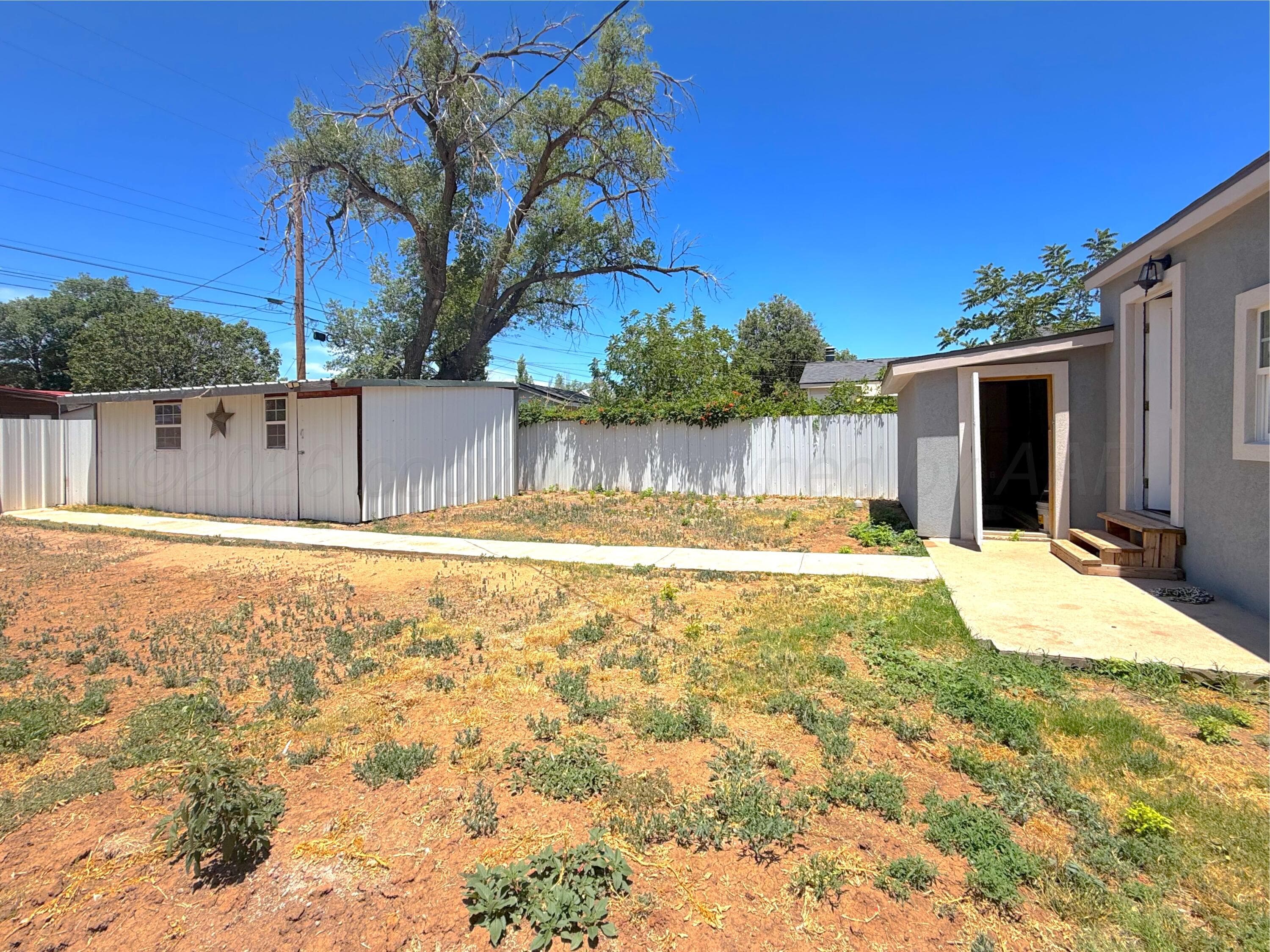 215 PEACH Avenue, Dumas, TX 79029-3431, photo 16