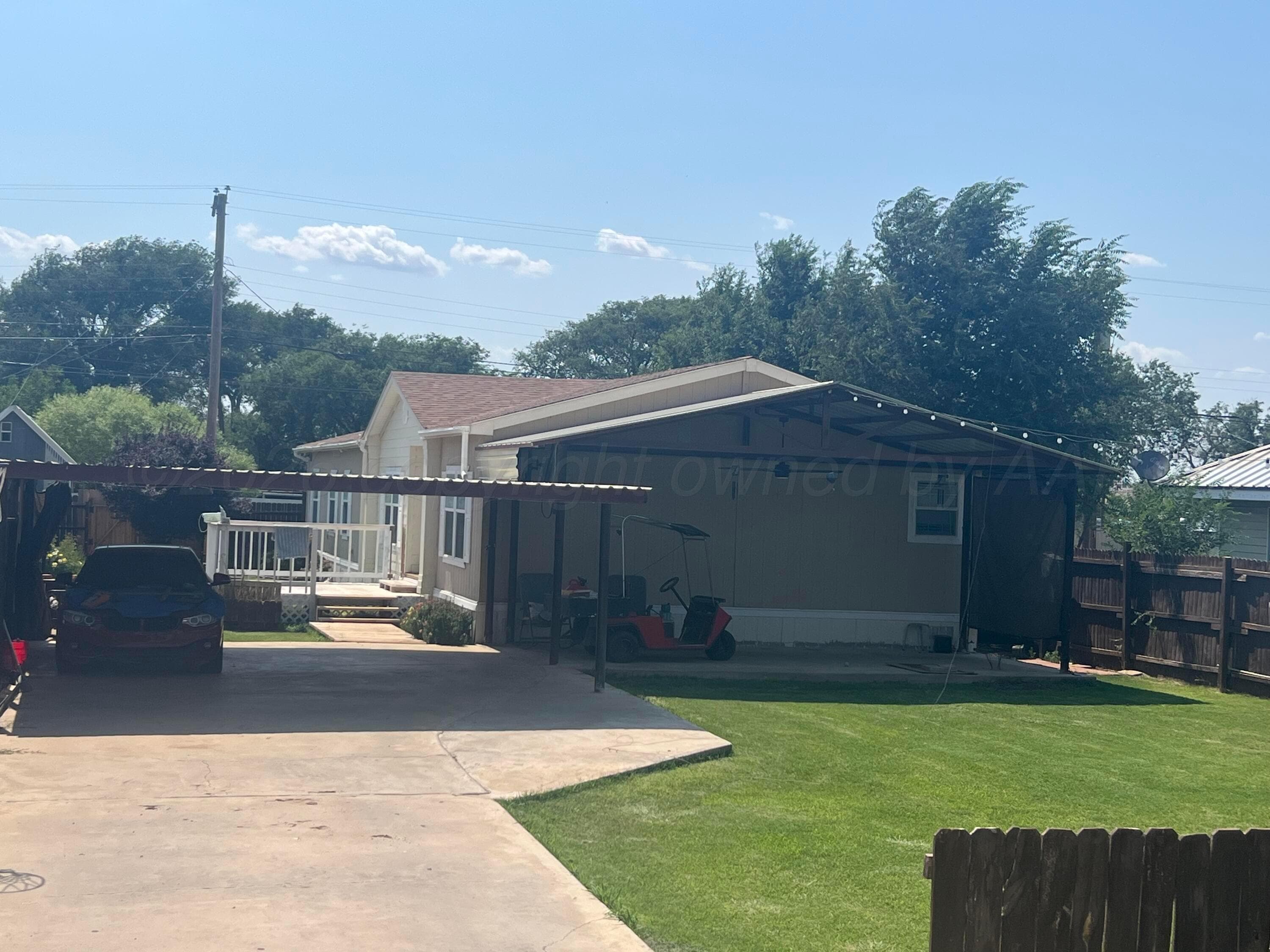 1203 N Main Street, Friona, TX 79035