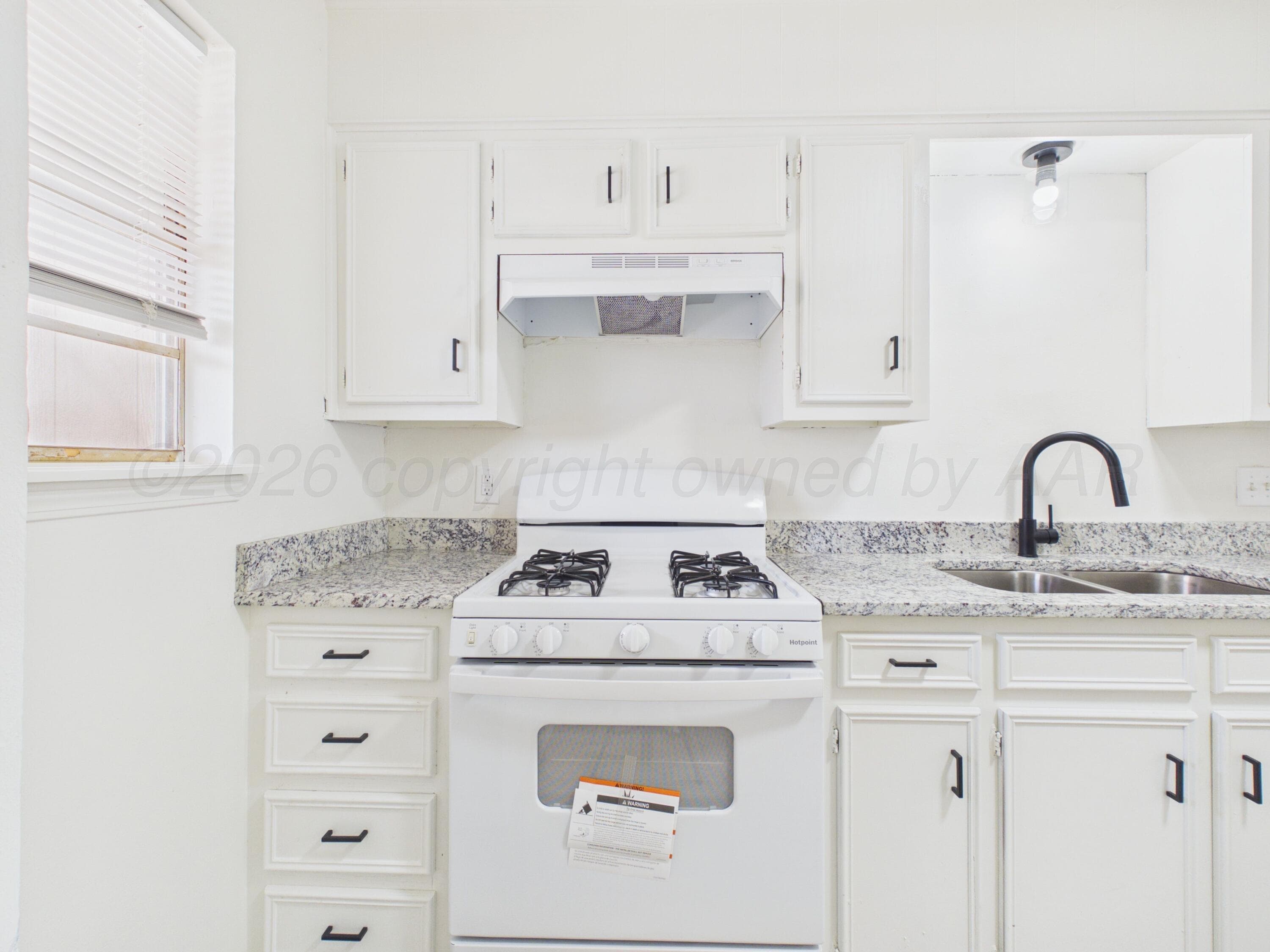 1929 HOWARD Drive, Amarillo, TX 79106-2415, photo 8