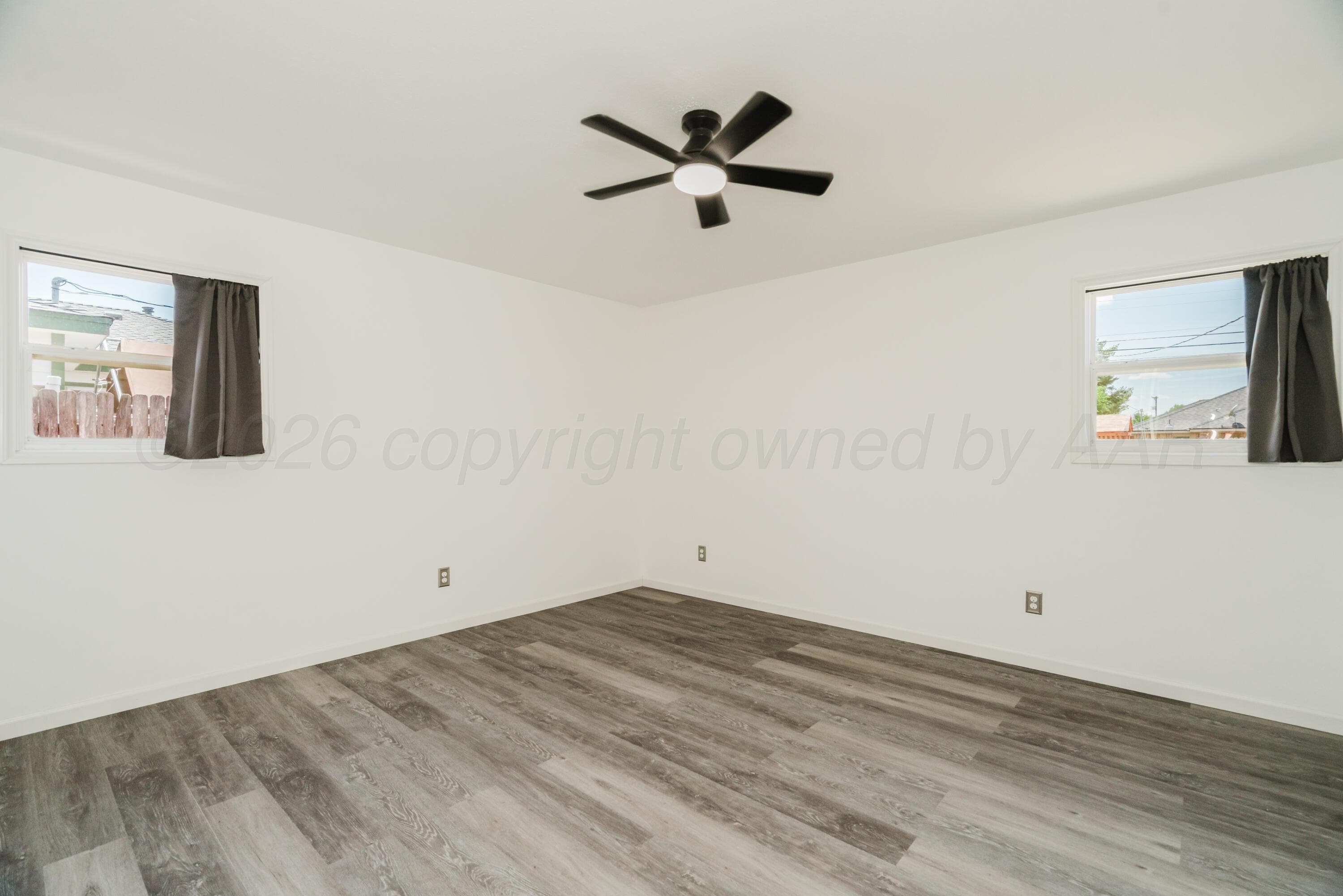 207 N BIRGE Avenue, Dumas, TX 79029-2411, photo 17