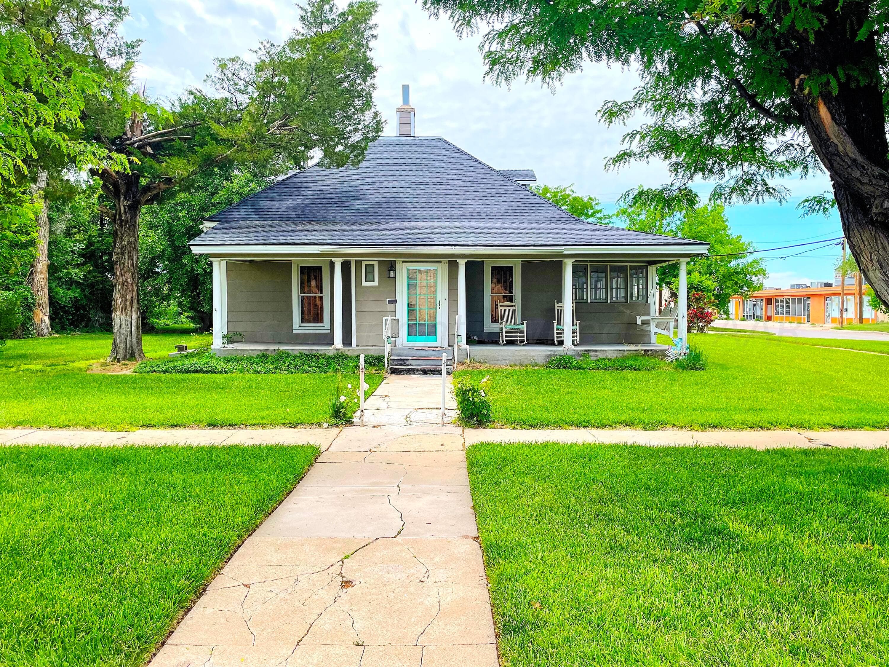 302 S Baylor Street, Perryton, TX 79070, photo 2