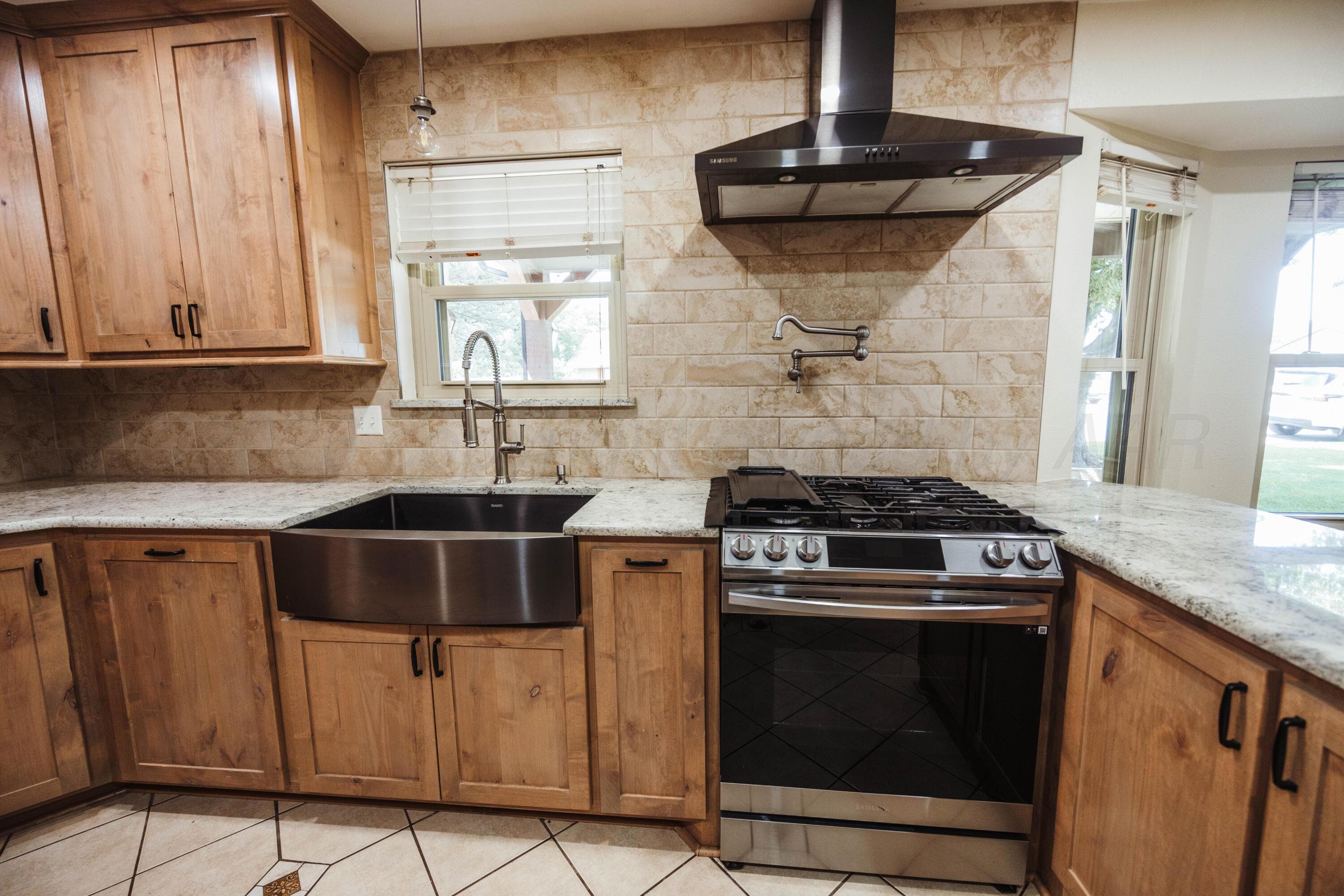 2009 SW 19TH Avenue, Perryton, TX 79070-5703, photo 13