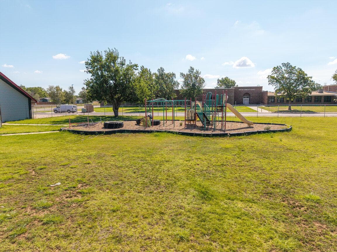2009 N MARRS Street, Amarillo, TX 79107-6976, photo 41