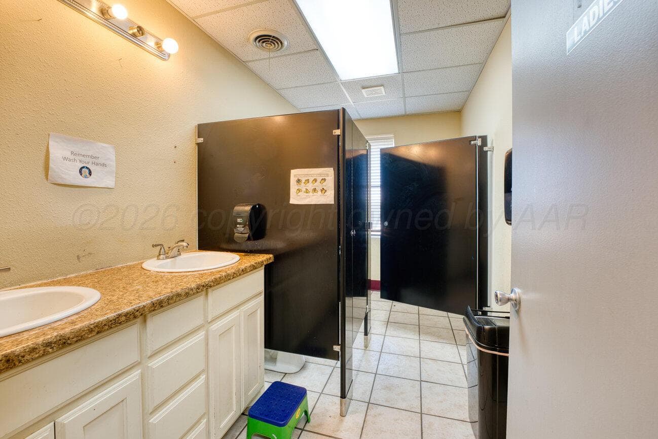 2009 N MARRS Street, Amarillo, TX 79107-6976, photo 33