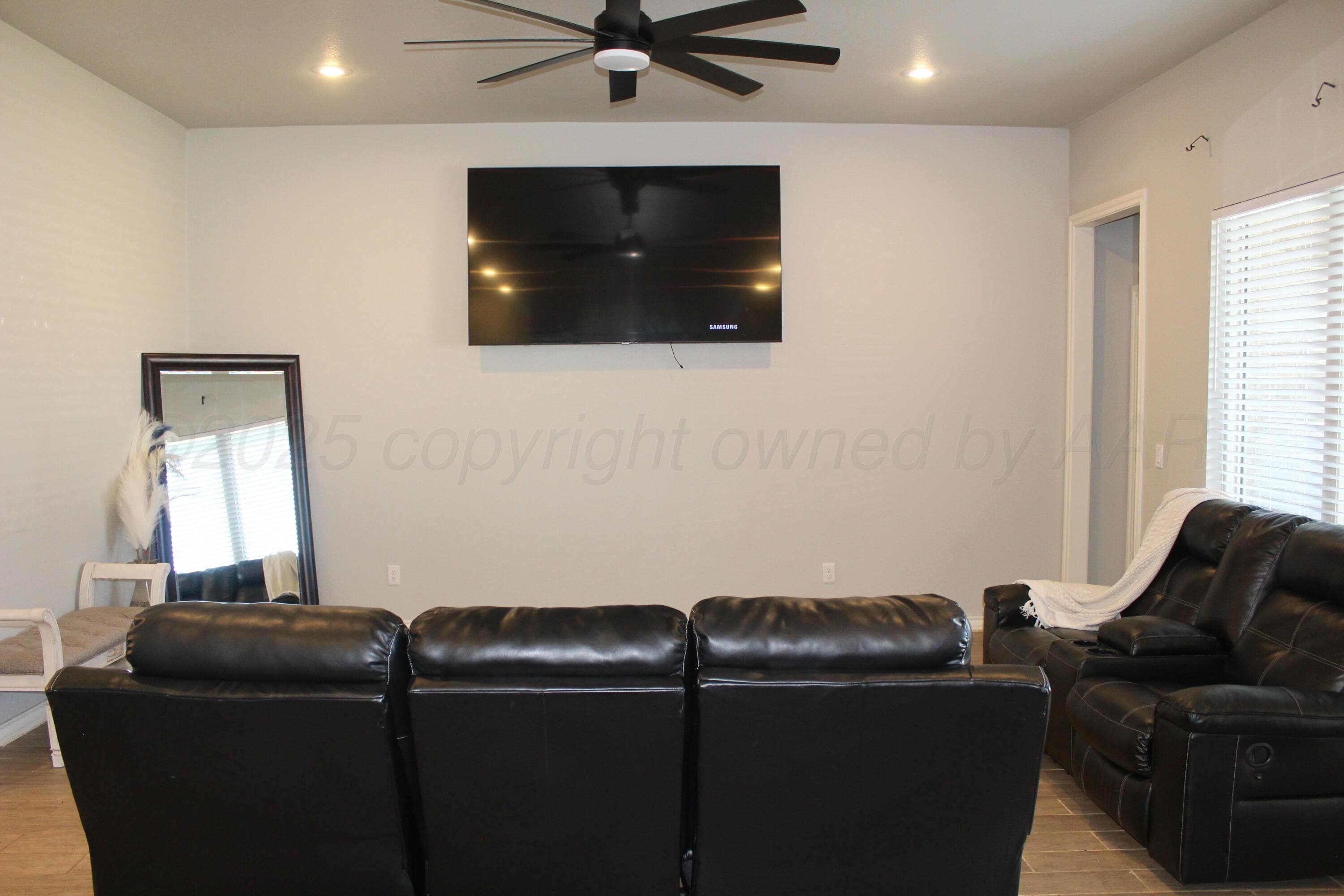 1123 Estacado Street, Hereford, TX 79045, photo 2