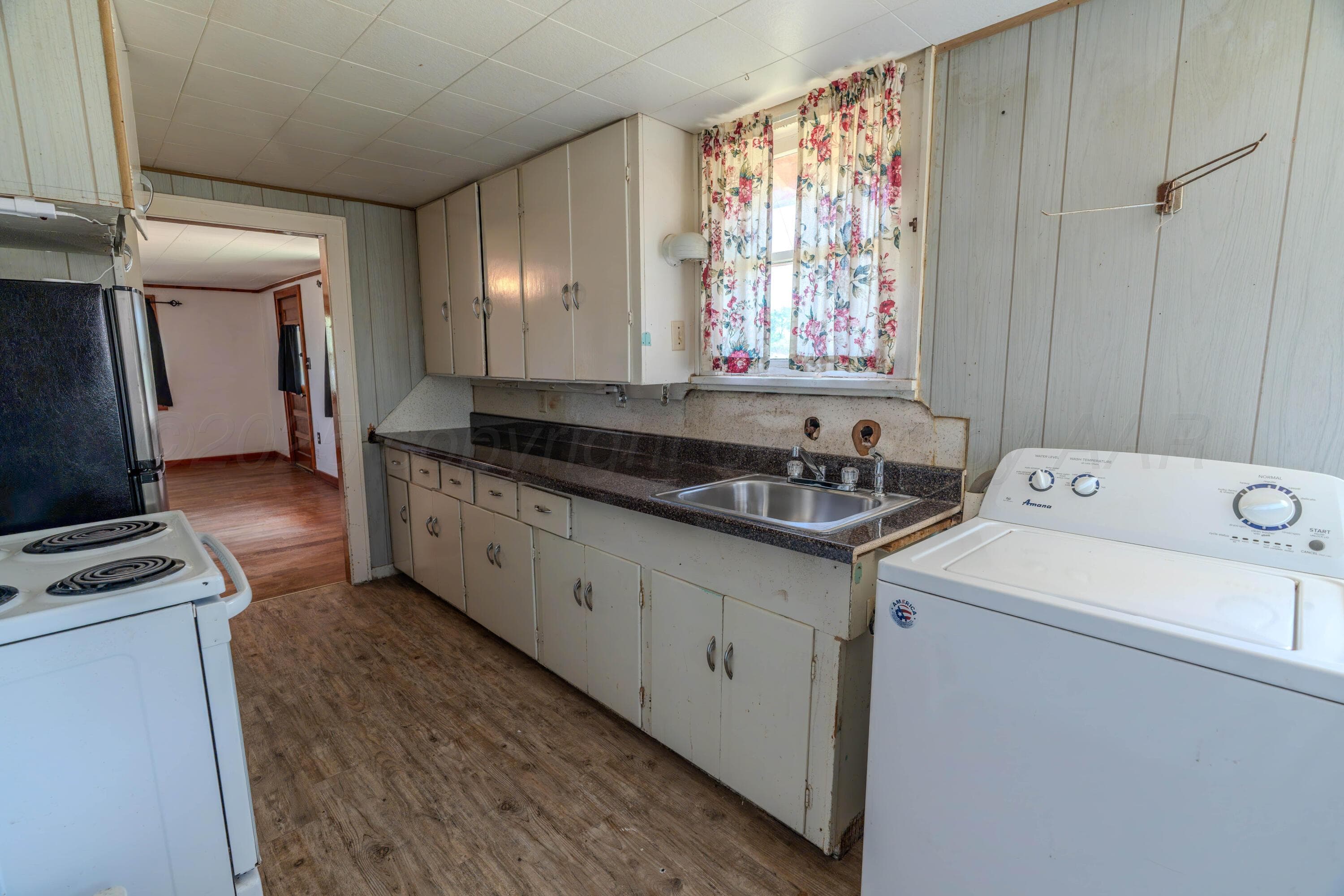 111 Hill Street, Borger, TX 79007, photo 9