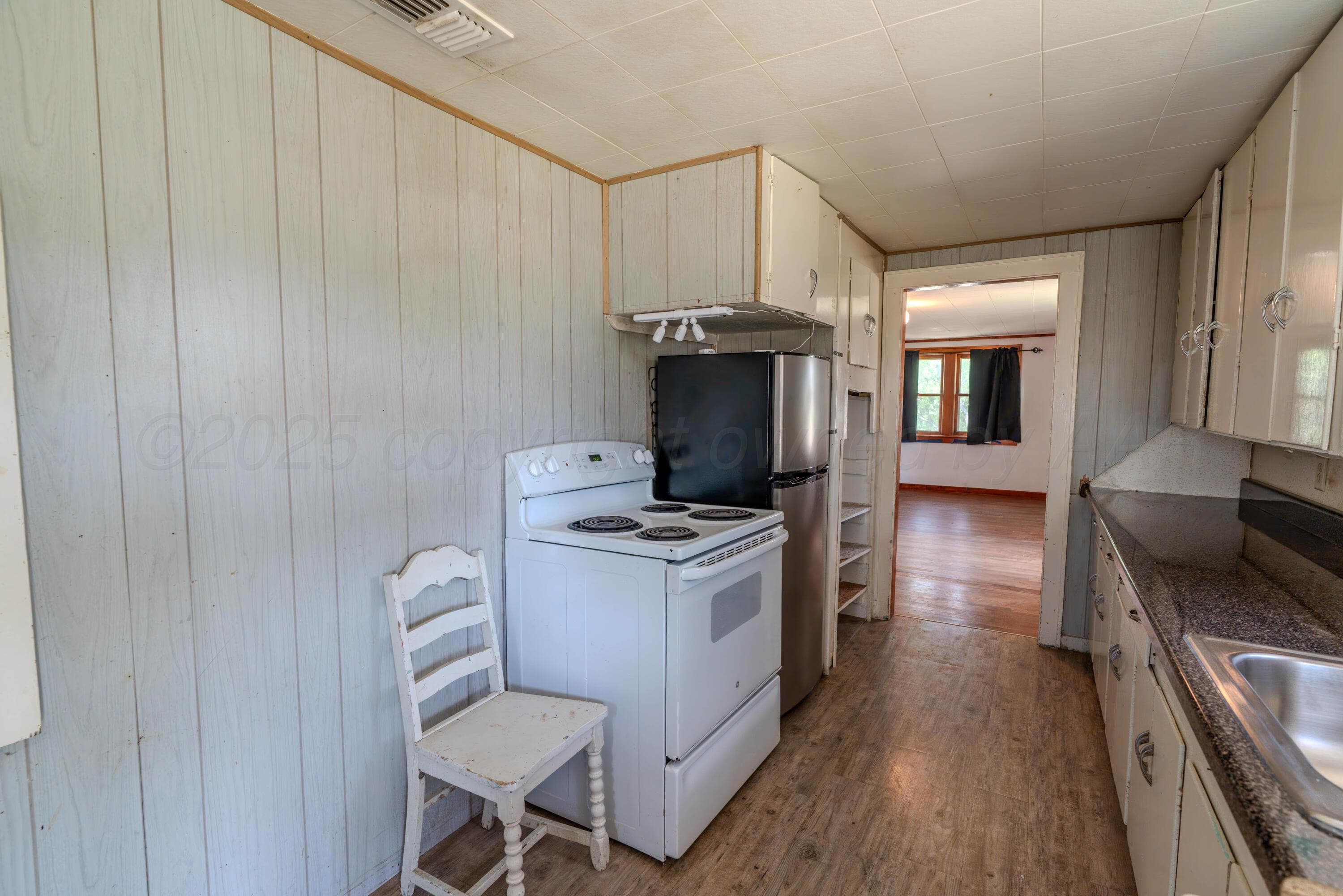 111 Hill Street, Borger, TX 79007, photo 10