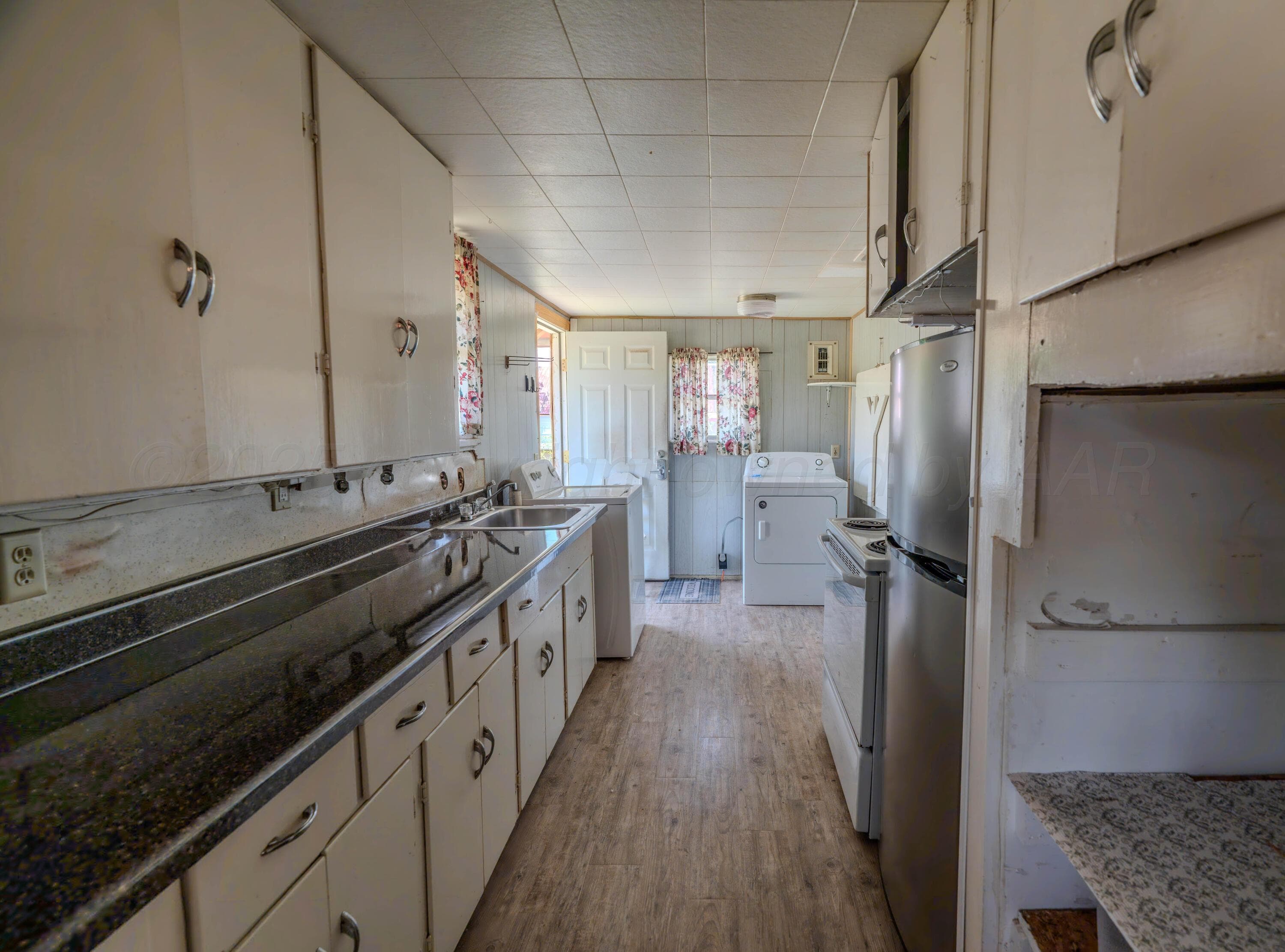 111 Hill Street, Borger, TX 79007, photo 11