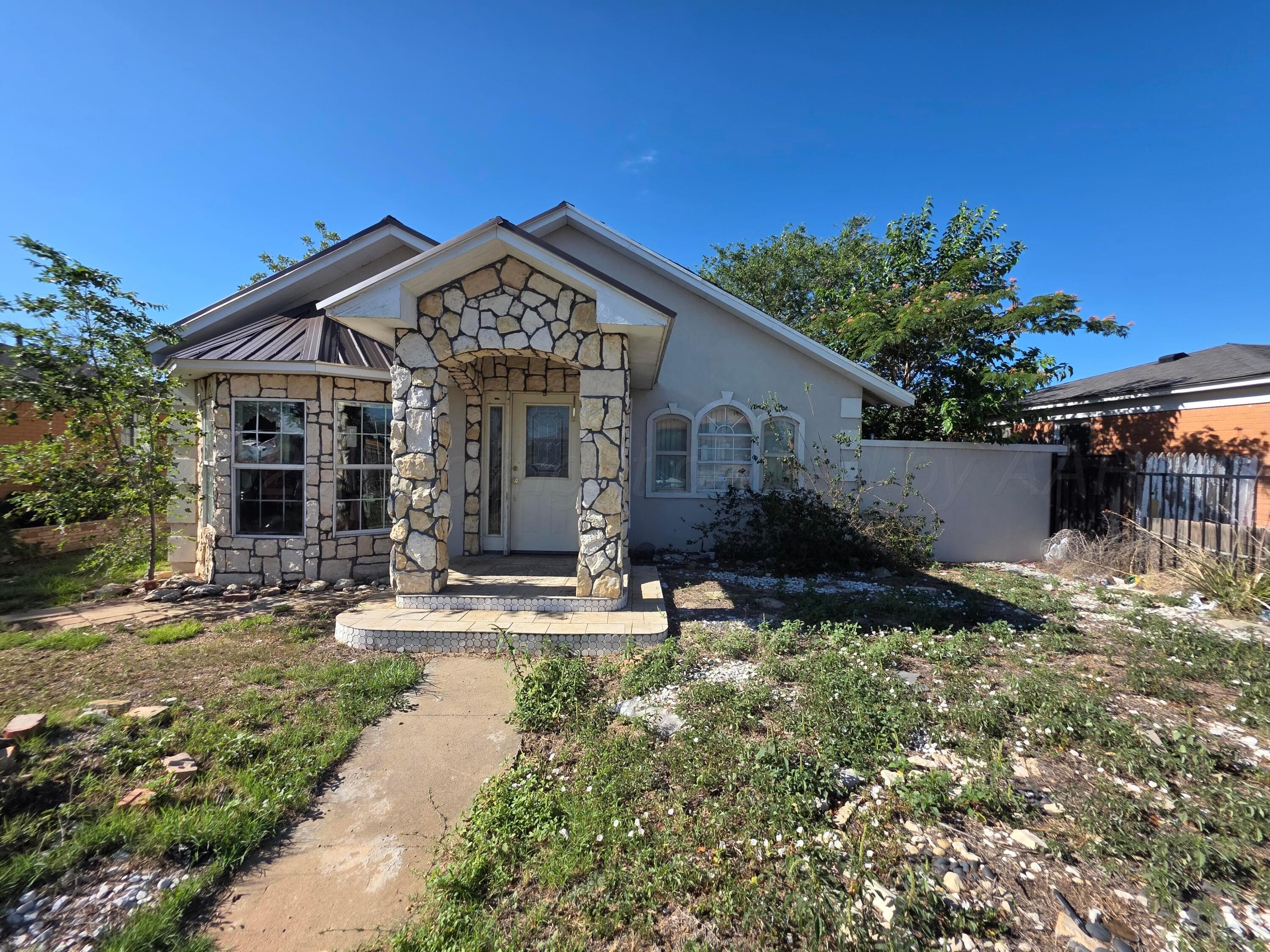1303 NW 12TH Avenue, Amarillo, TX 79107-1700