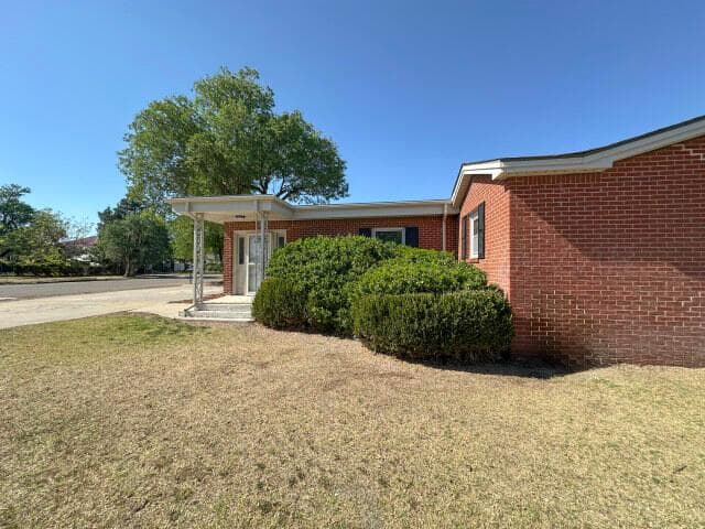 321 S Barkley Street, Spearman, TX 79081, photo 25