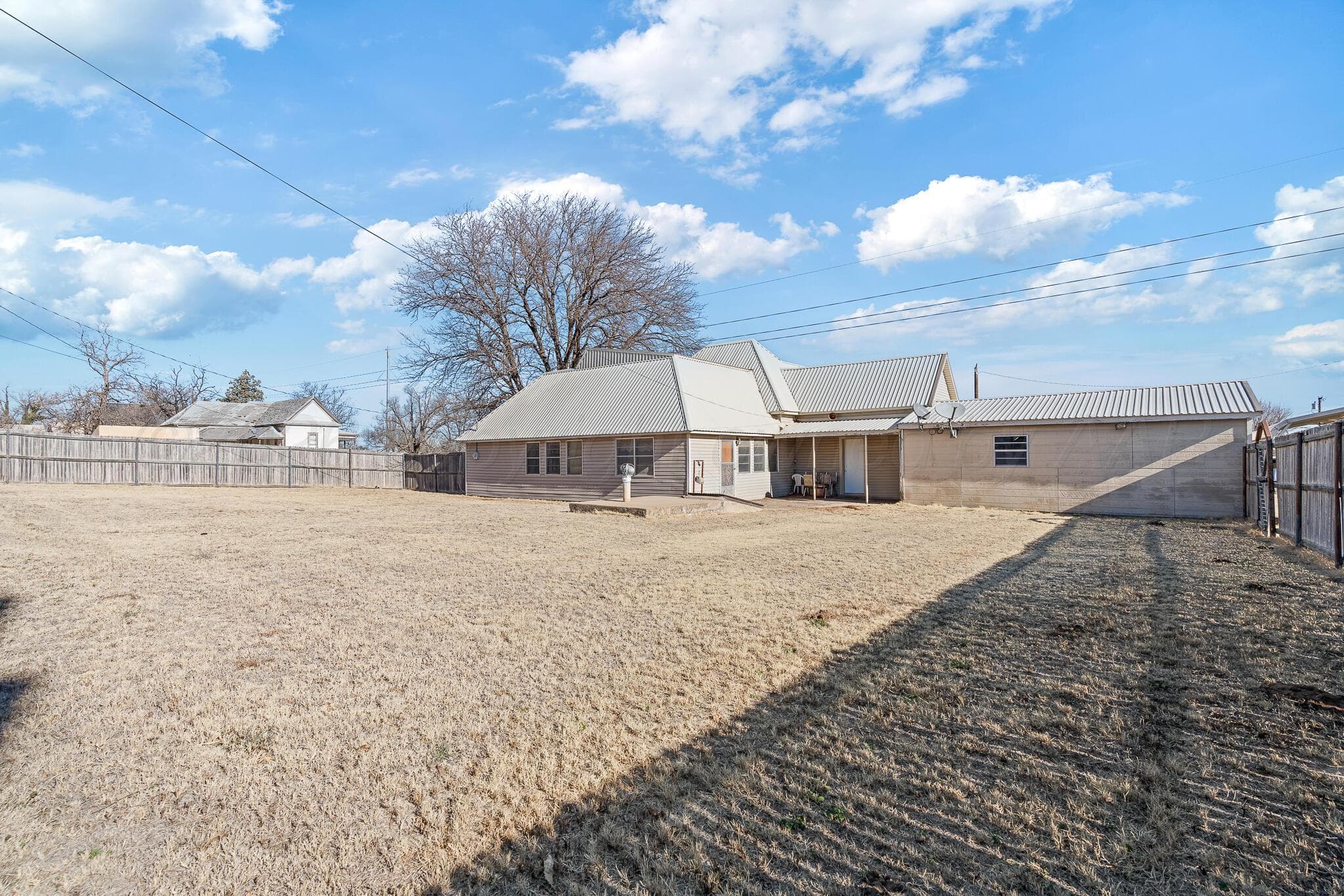 604 E 4th Street, Clarendon, TX 79226, photo 16