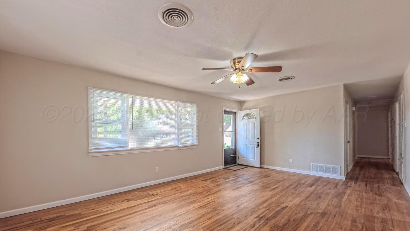 903 S Ridgeland Avenue, Fritch, TX 79036, photo 5