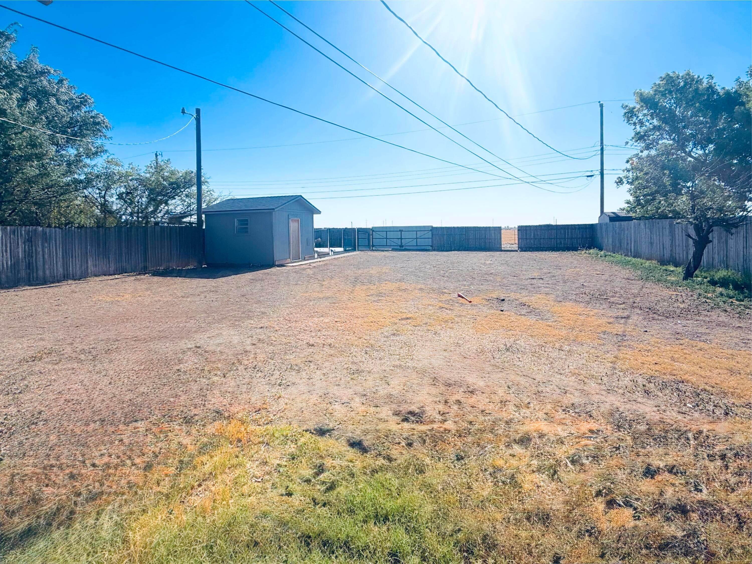 704 FLOYD Avenue, Dumas, TX 79029-3138, photo 13