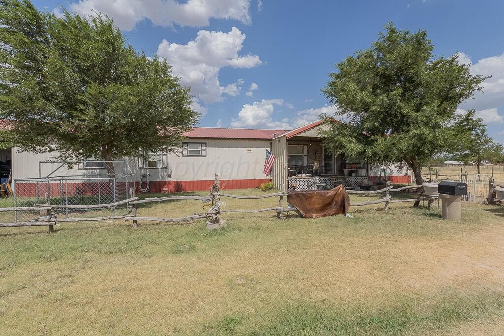 12160 County Road 9, Morse, TX 79062