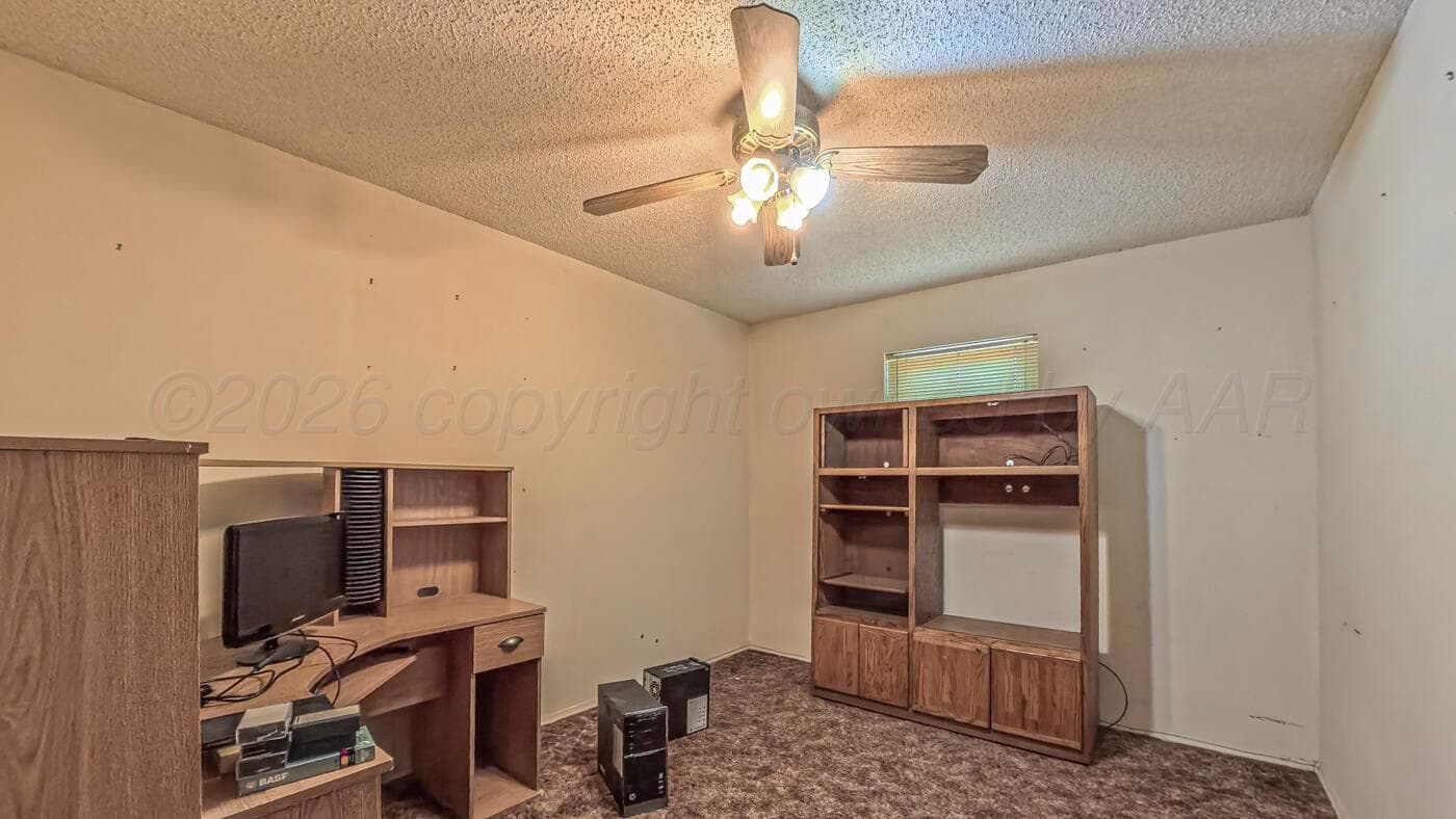 702 S Elm Avenue, Stinnett, TX 79083, photo 6