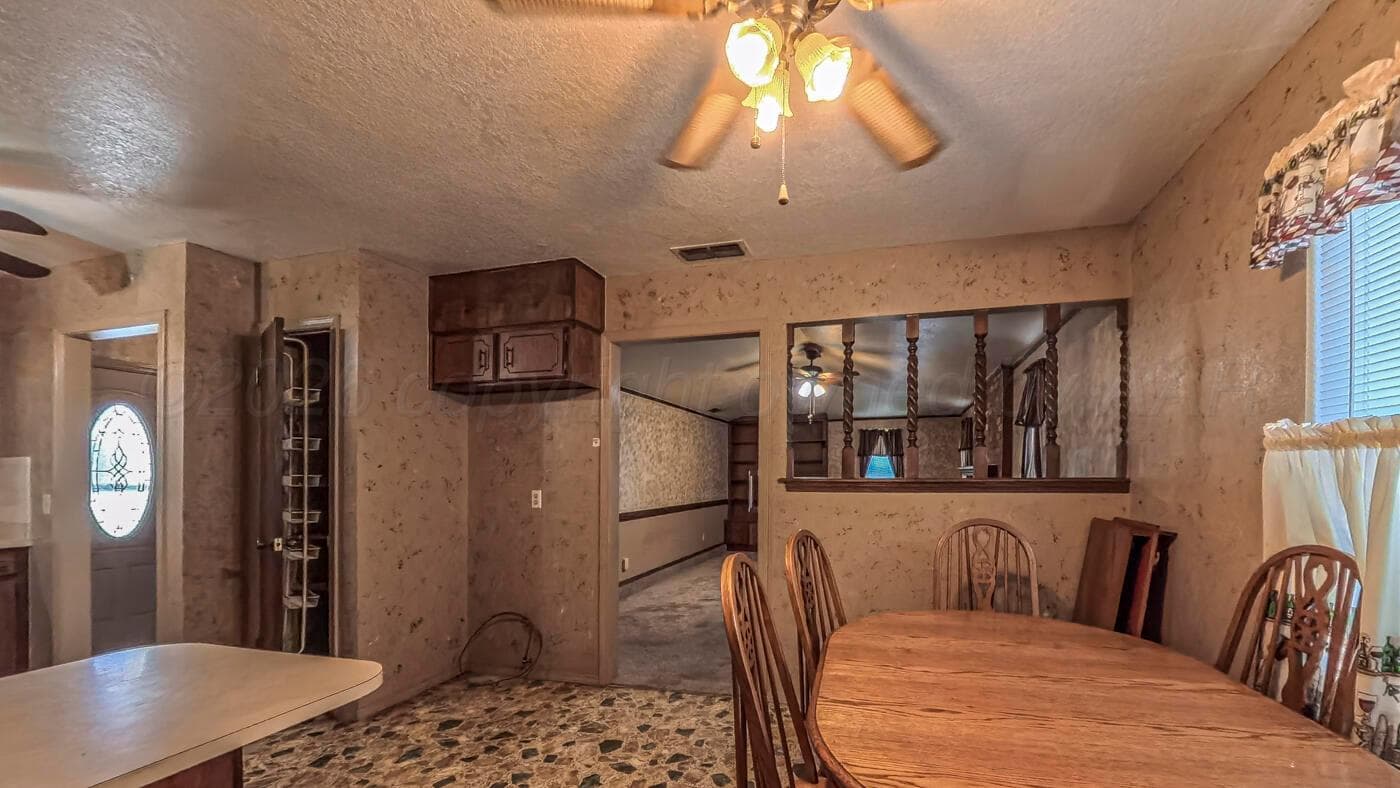 702 S Elm Avenue, Stinnett, TX 79083, photo 12
