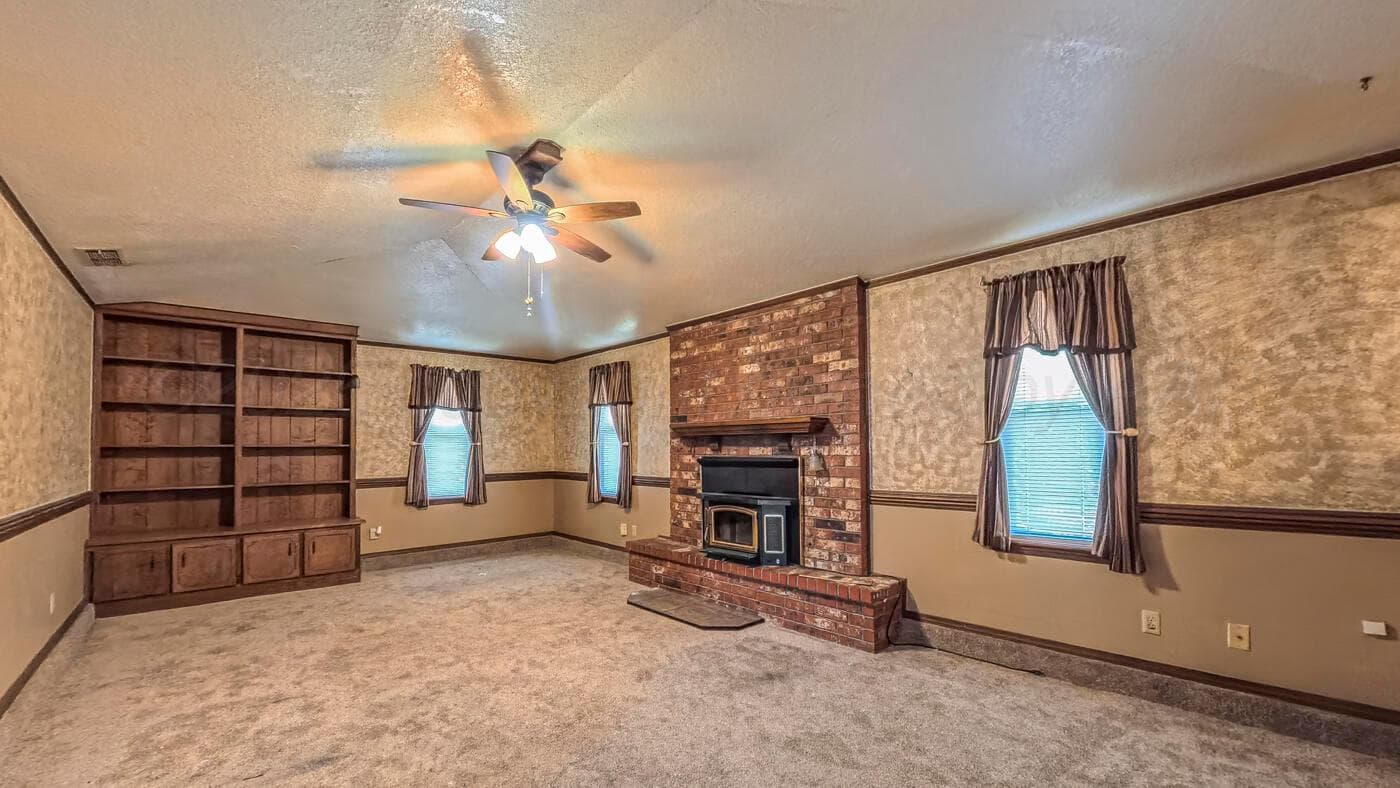 702 S Elm Avenue, Stinnett, TX 79083, photo 25
