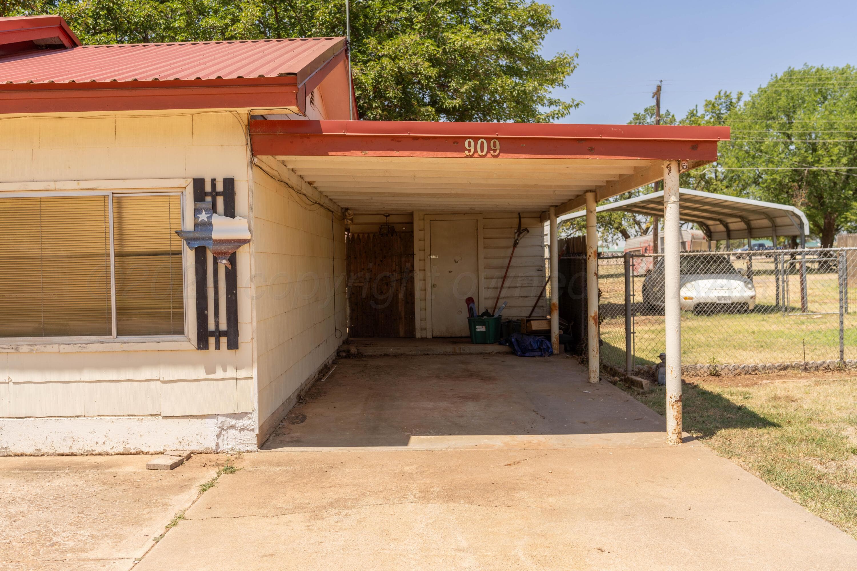 909 S Madden Street, Shamrock, TX 79079, photo 5