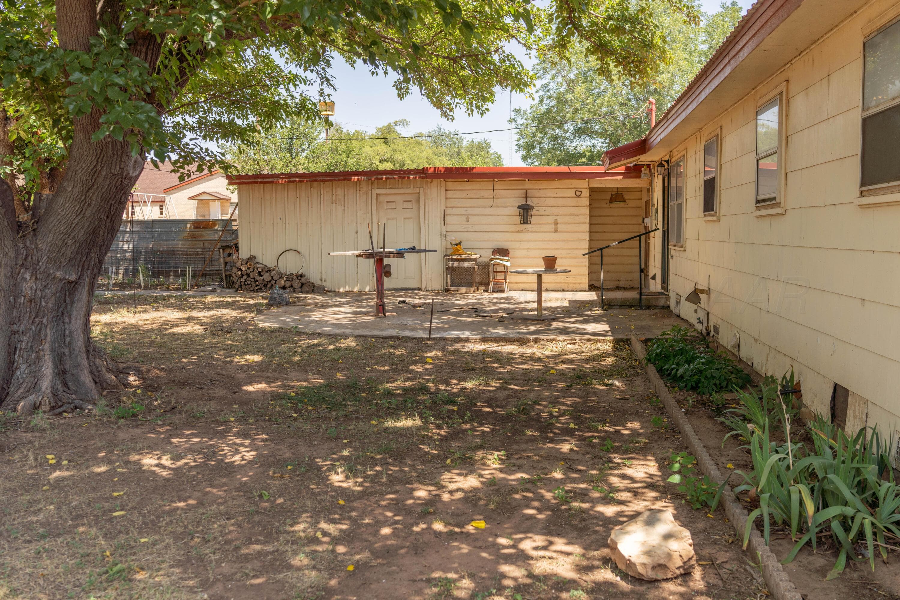 909 S Madden Street, Shamrock, TX 79079, photo 37