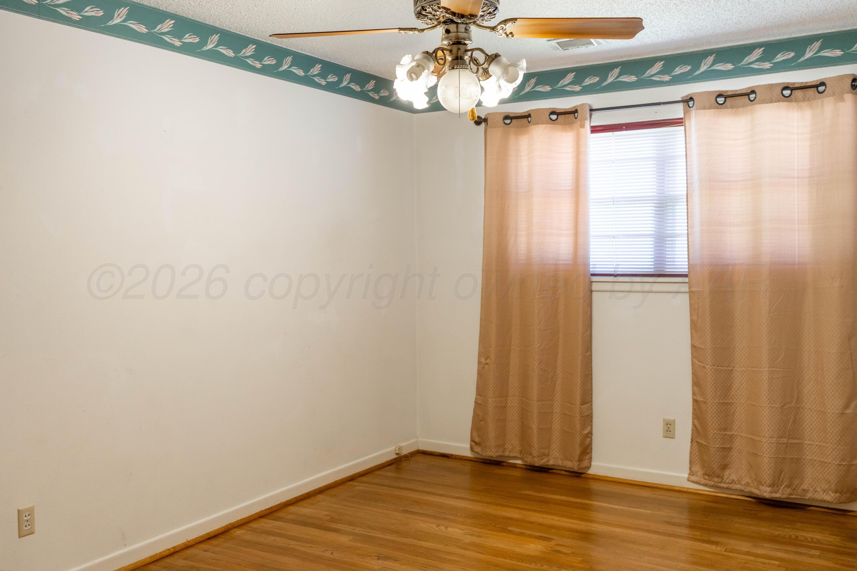 909 S Madden Street, Shamrock, TX 79079, photo 17
