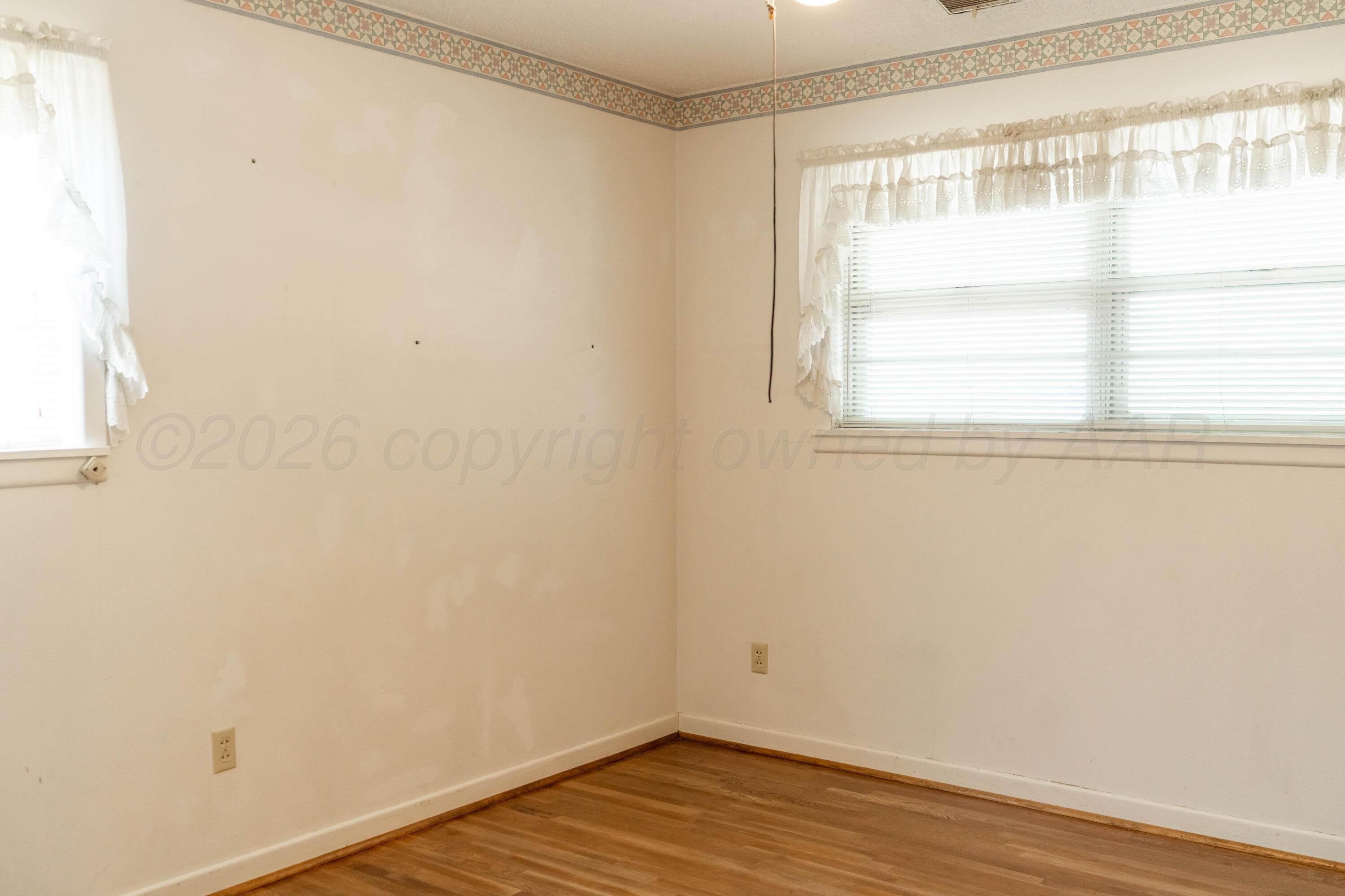909 S Madden Street, Shamrock, TX 79079, photo 22