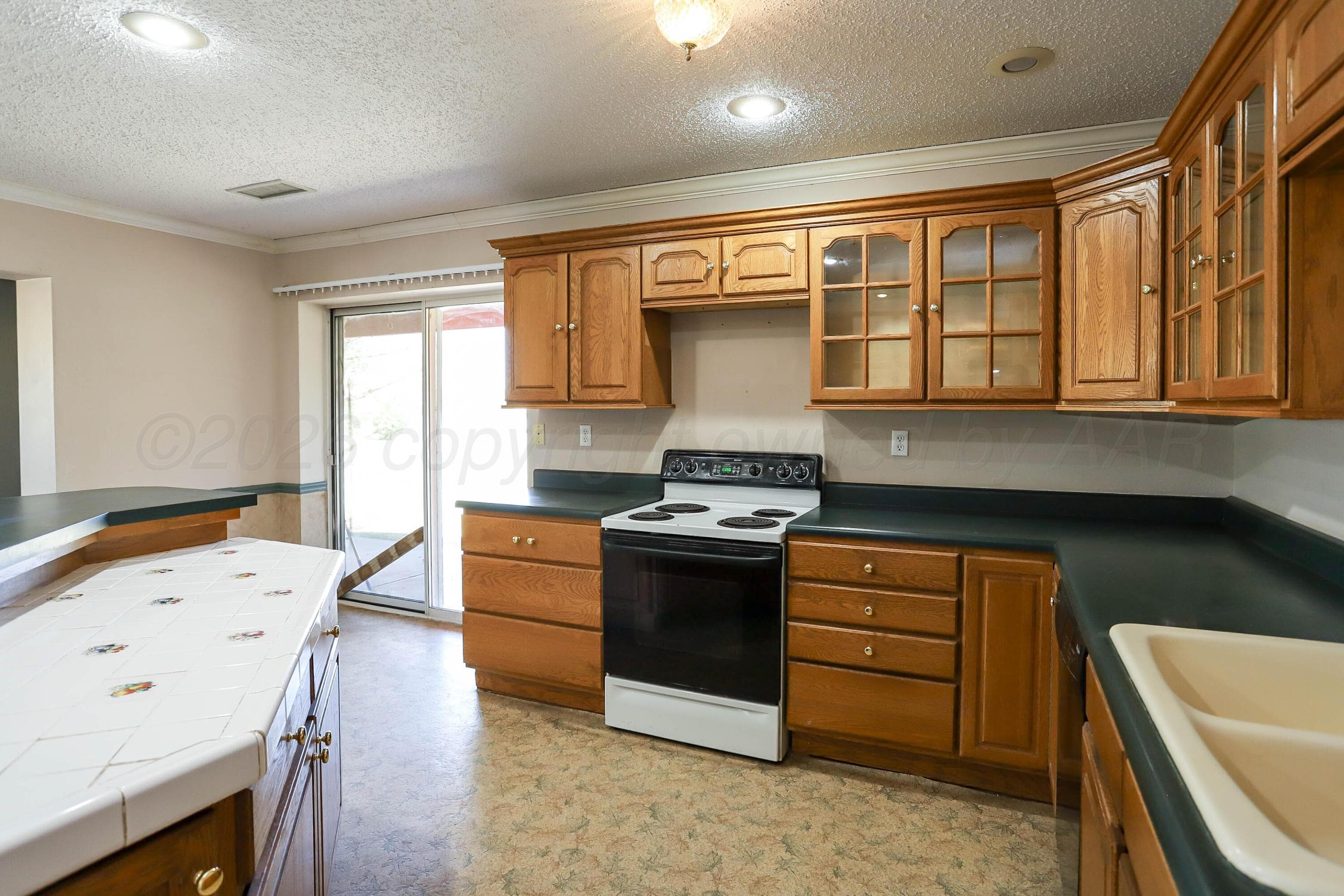 1906 CRESTVIEW Avenue, Amarillo, TX 79124-2345, photo 6