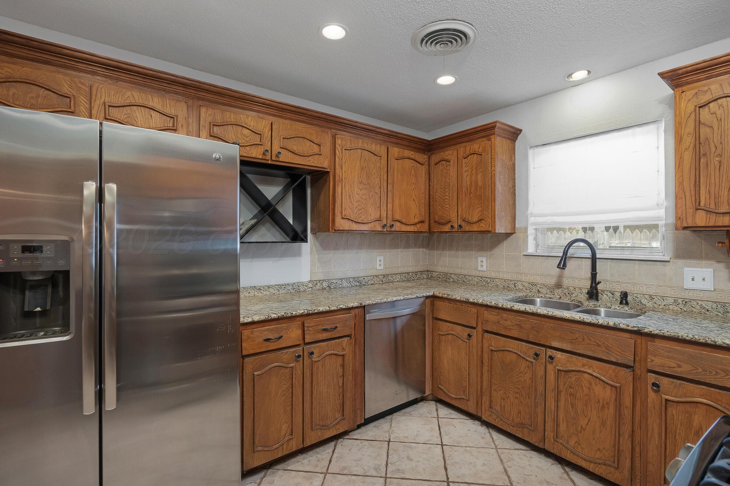 1611 Maple Avenue, Panhandle, TX 79068, photo 10