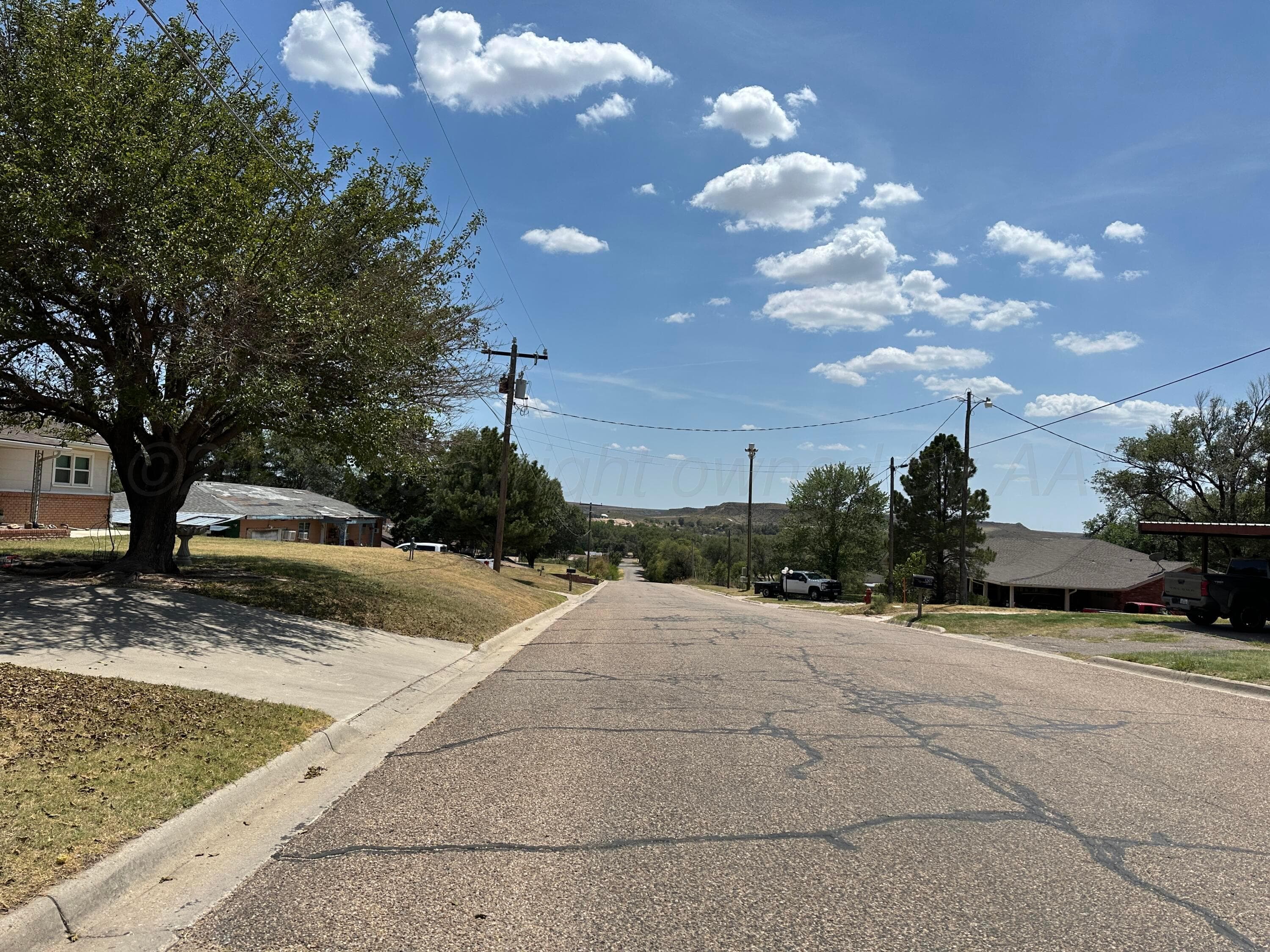1308 Lion Street, Miami, TX 79059, photo 5