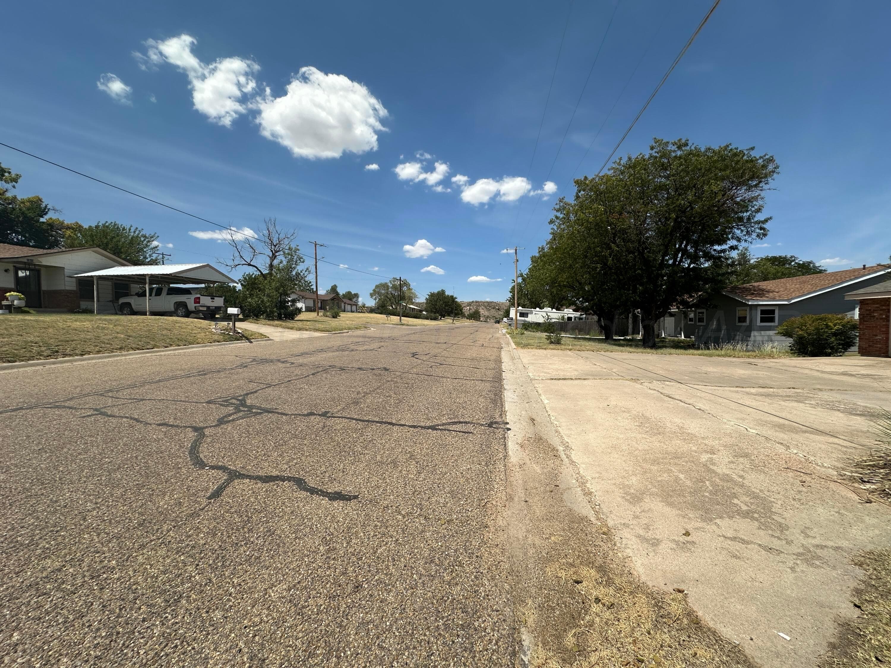 1308 Lion Street, Miami, TX 79059, photo 6