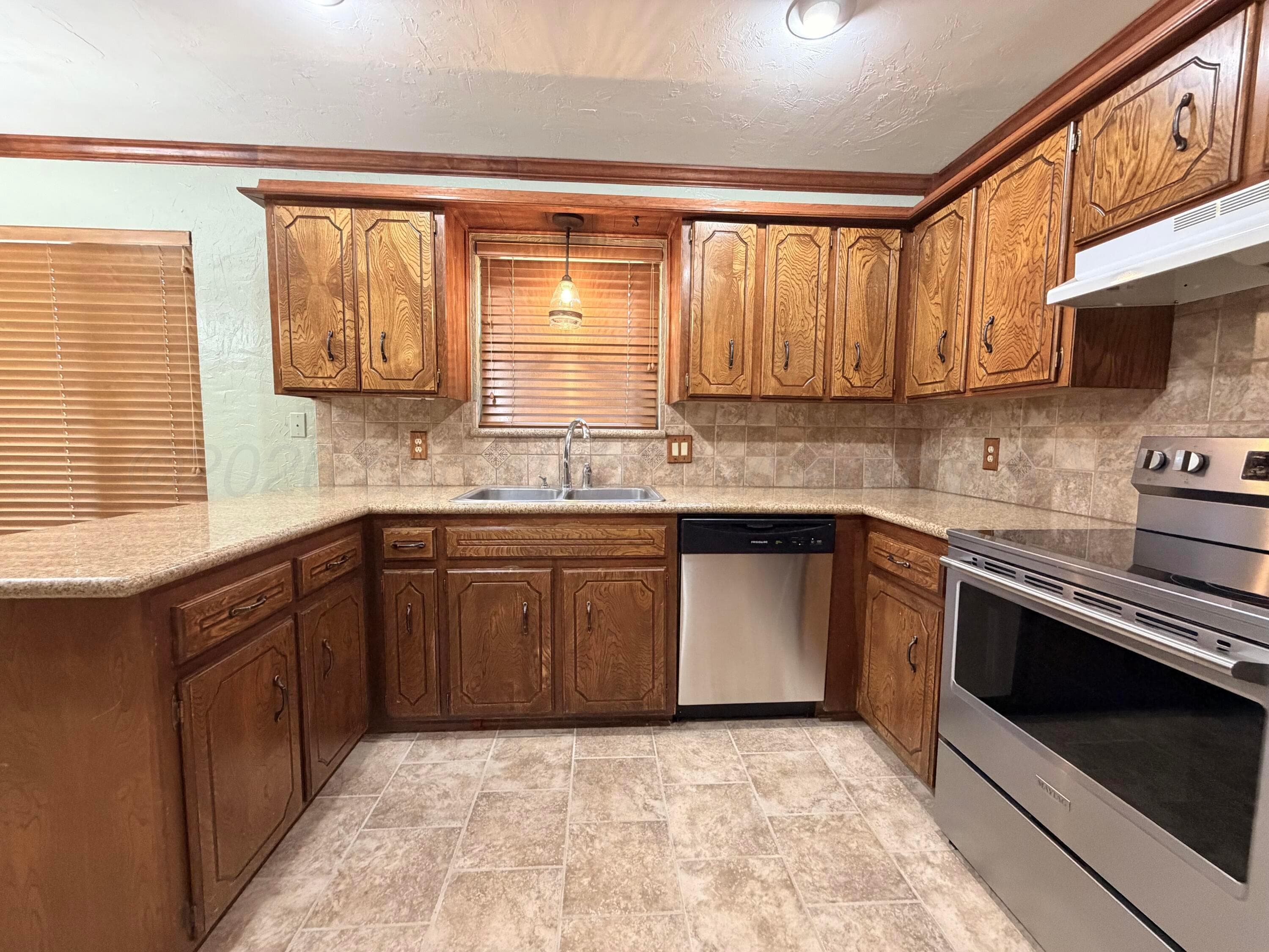 110 Pinehurst Street, Borger, TX 79007, photo 13