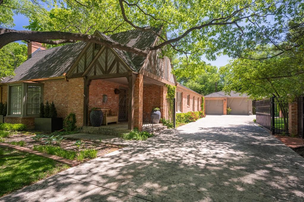 2411 S Lipscomb Street, Amarillo, TX 79109, photo 47