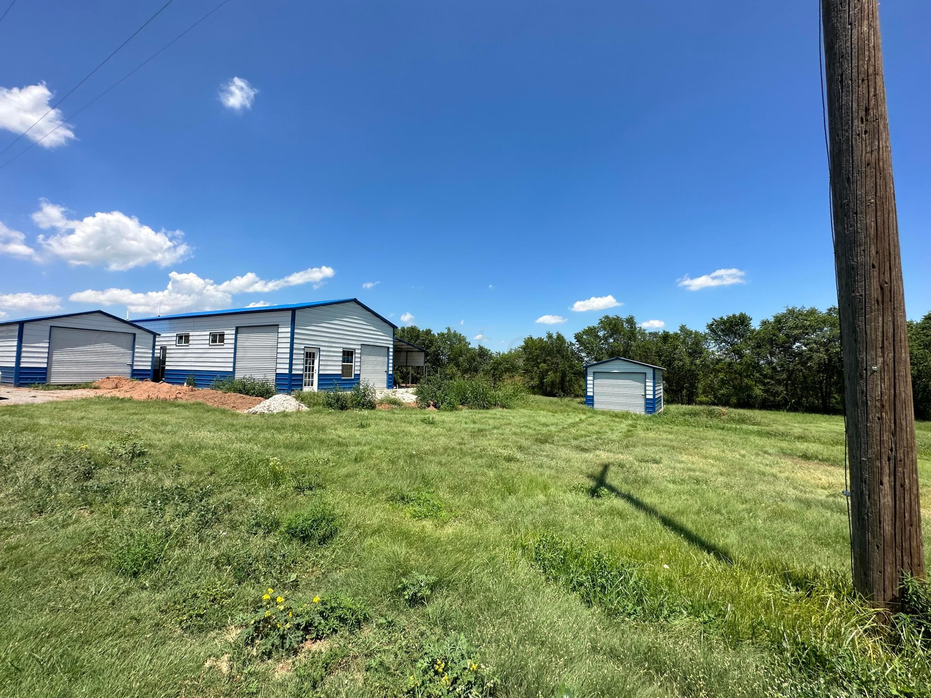 700 N Texas Street, Shamrock, TX 79079, photo 5