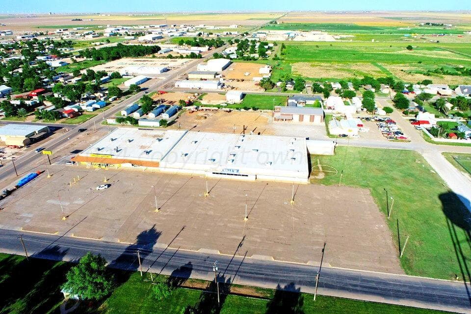 913 S Ash Street, Perryton, TX 79070, photo 28
