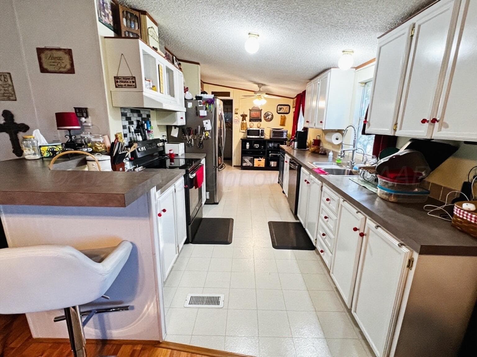 110 E Lobo Drive, Silverton, TX 79257, photo 9