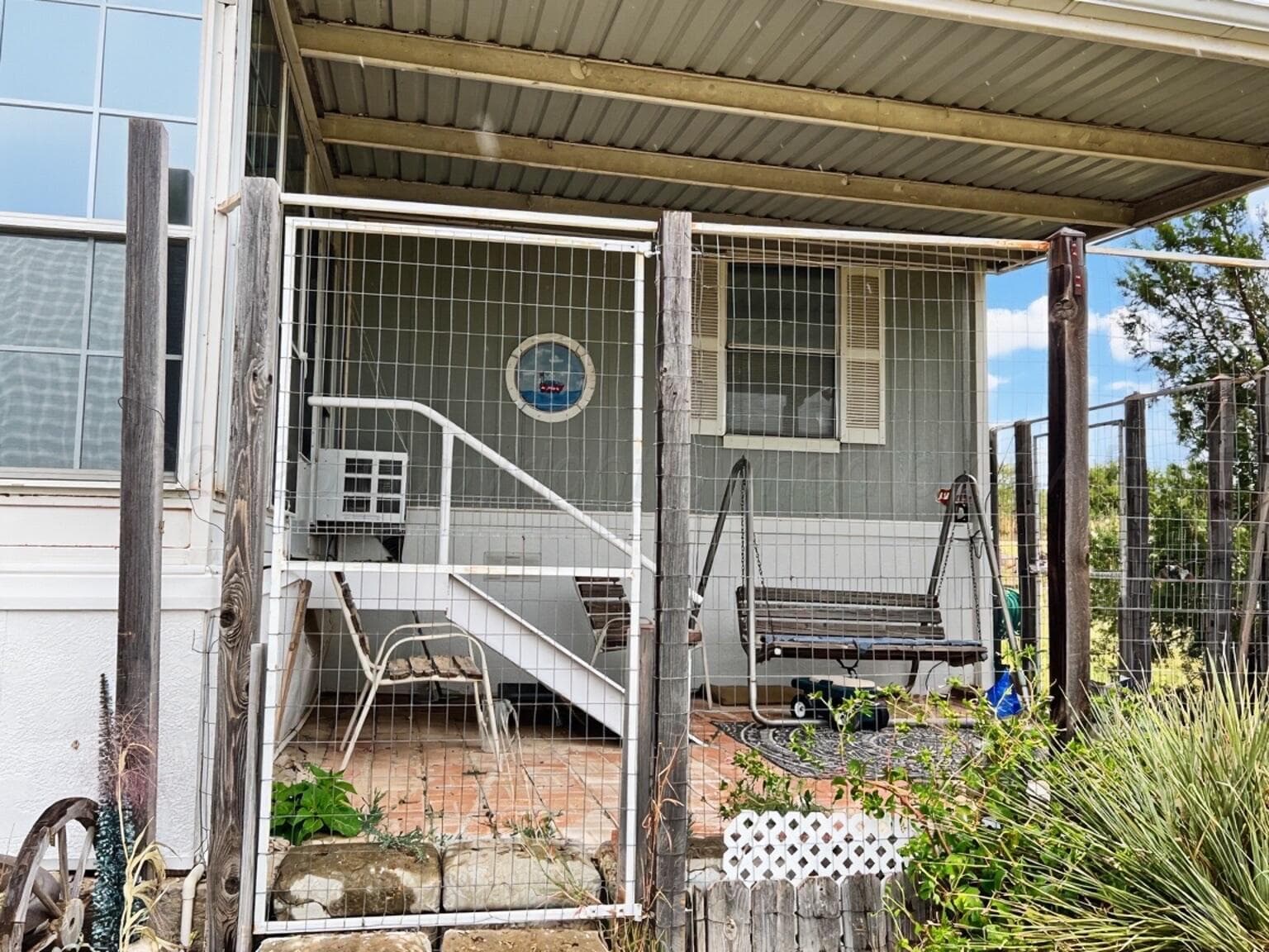 110 E Lobo Drive, Silverton, TX 79257, photo 4
