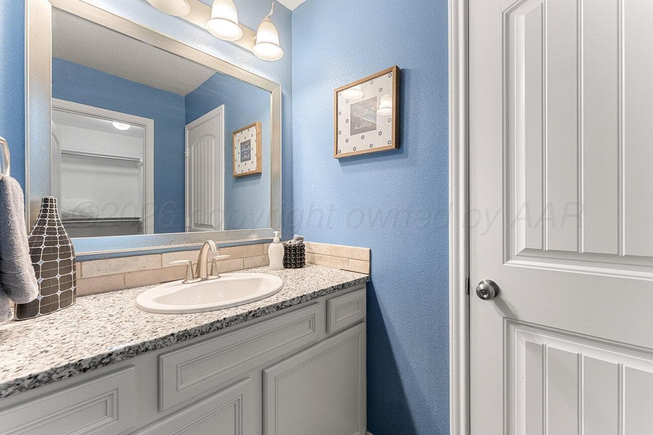 9705 ROCKWOOD Drive, Amarillo, TX 79119-1394, photo 54