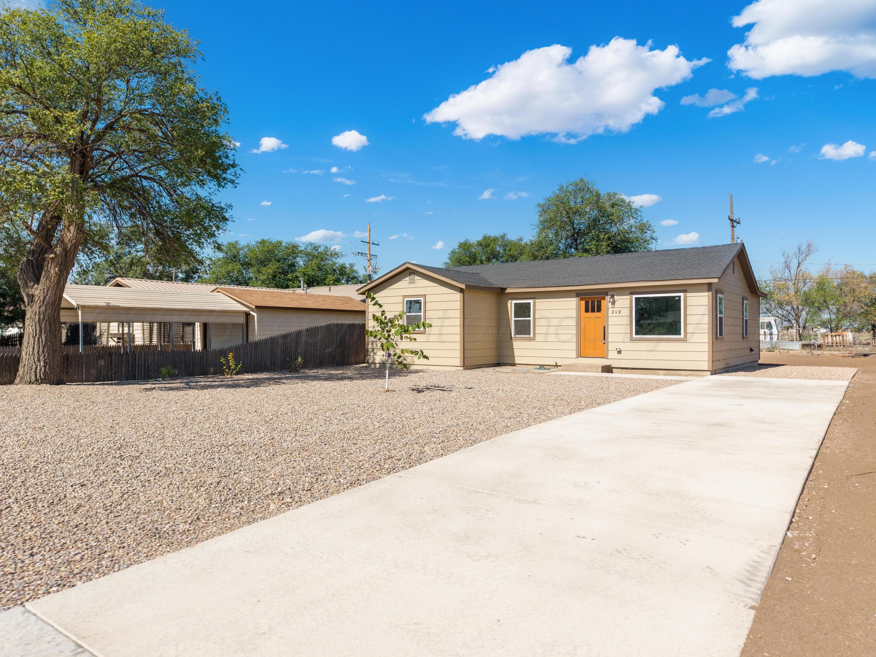809 N MADDOX Avenue, Dumas, TX 79029-7813, photo 2