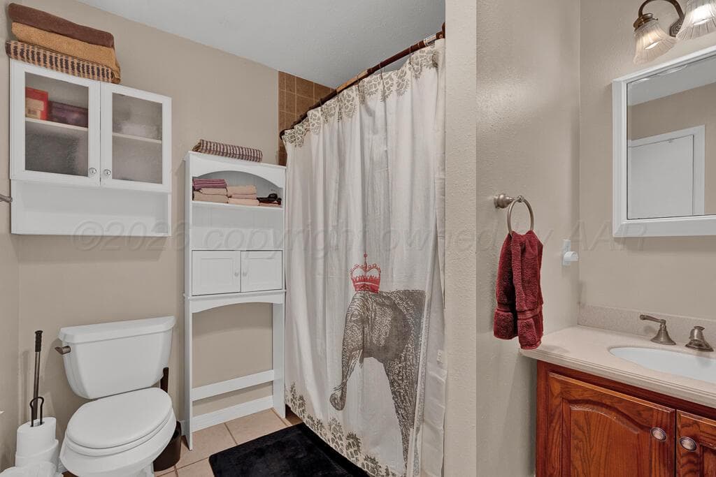 32 VILLAGE Drive, Canyon, TX 79015, photo 16