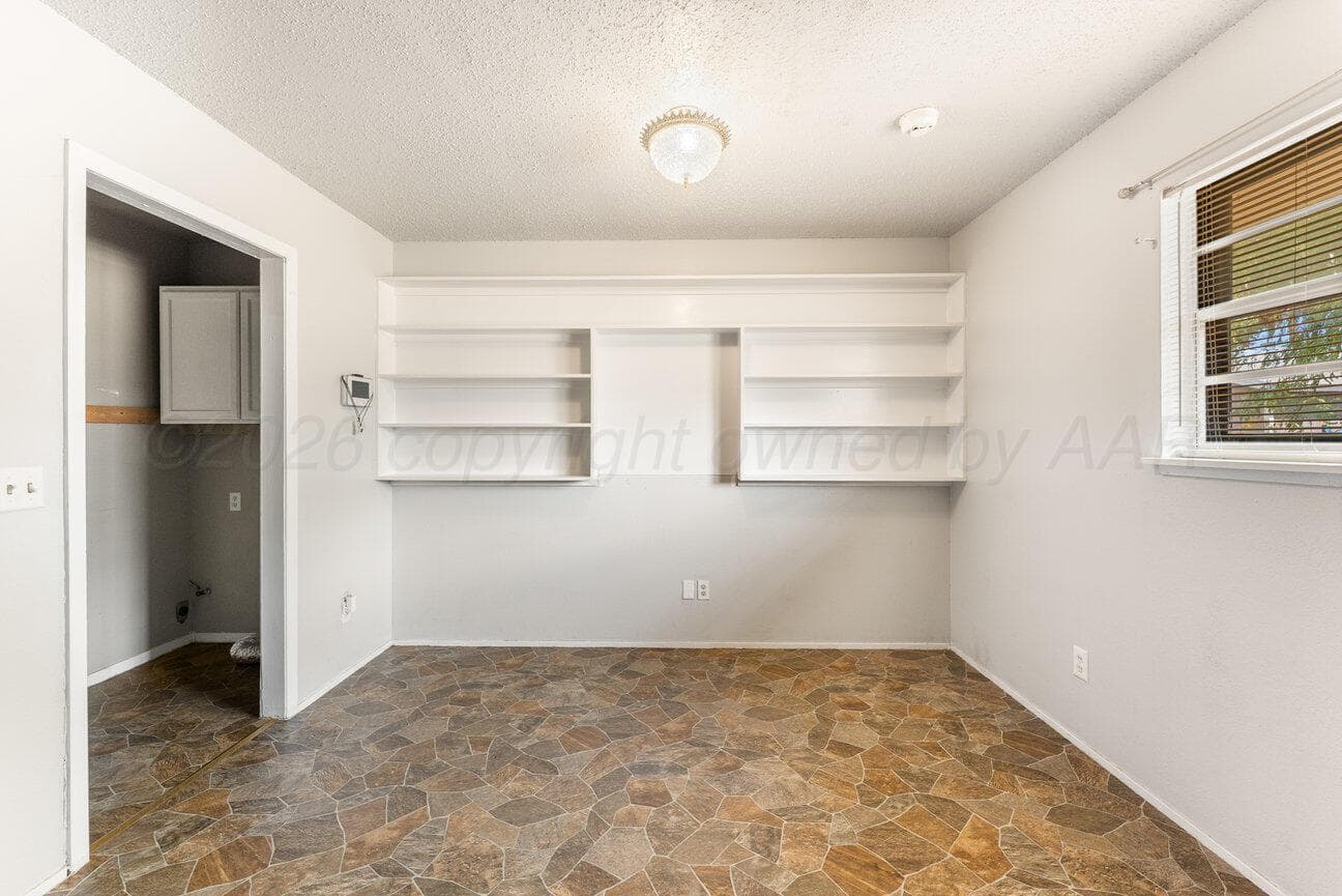 607 S Holmes Avenue, Fritch, TX 79036, photo 12