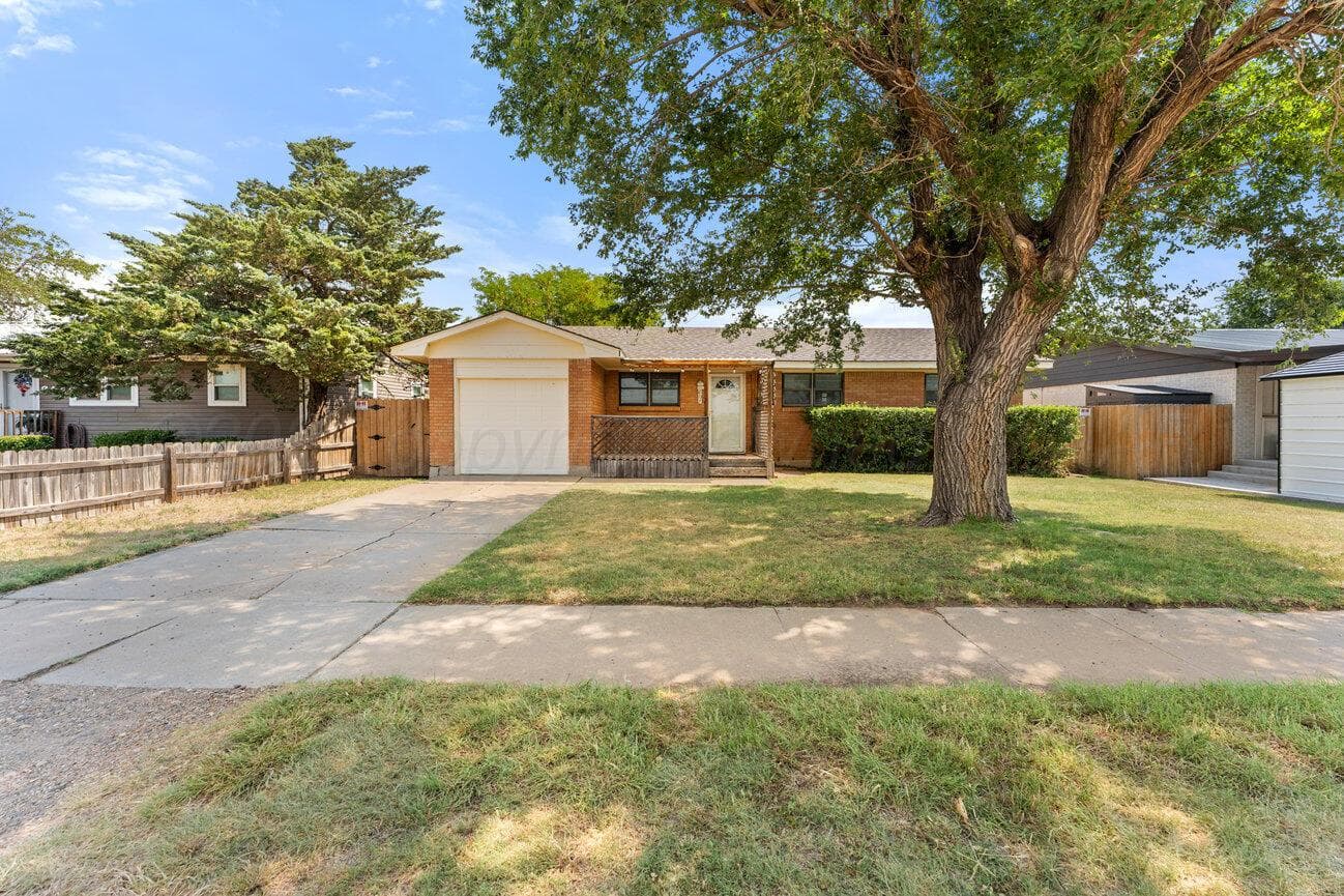 607 S Holmes Avenue, Fritch, TX 79036
