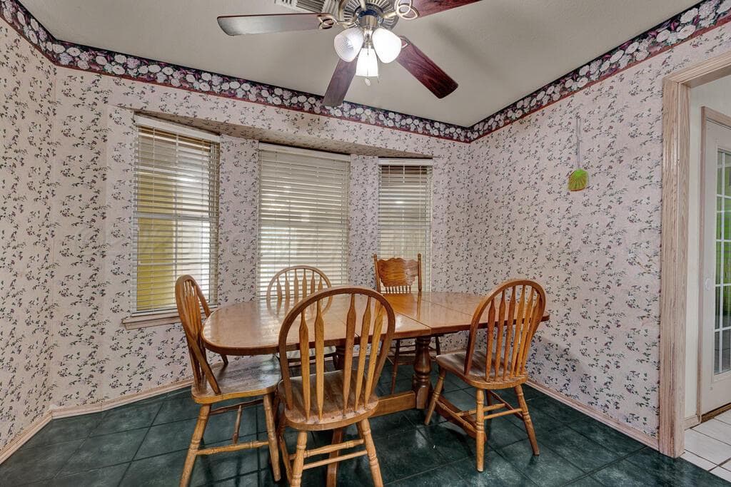 1718 JENNIFER Street, Amarillo, TX 79107-6645, photo 9