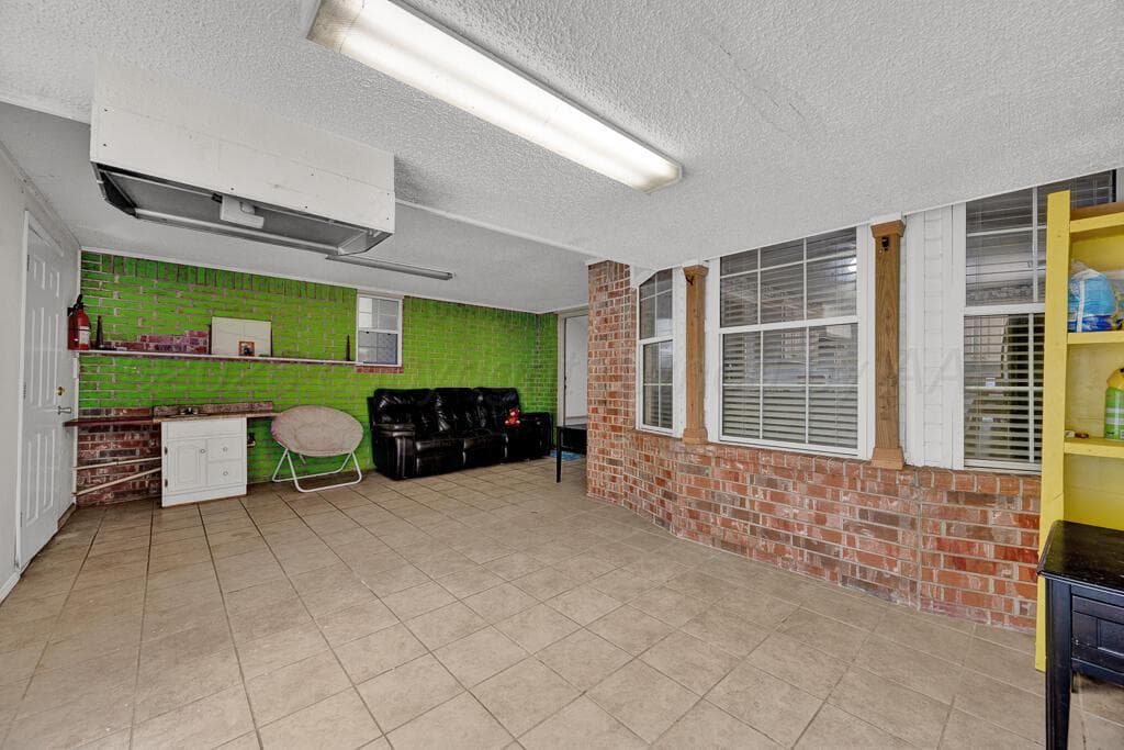 1718 JENNIFER Street, Amarillo, TX 79107-6645, photo 11