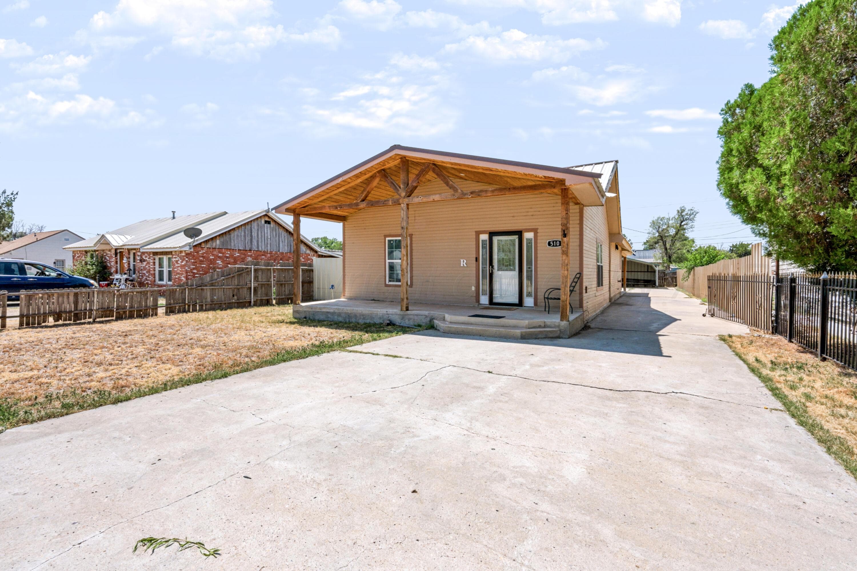 510 DURRETT, Dumas, TX 79029-4517, photo 3