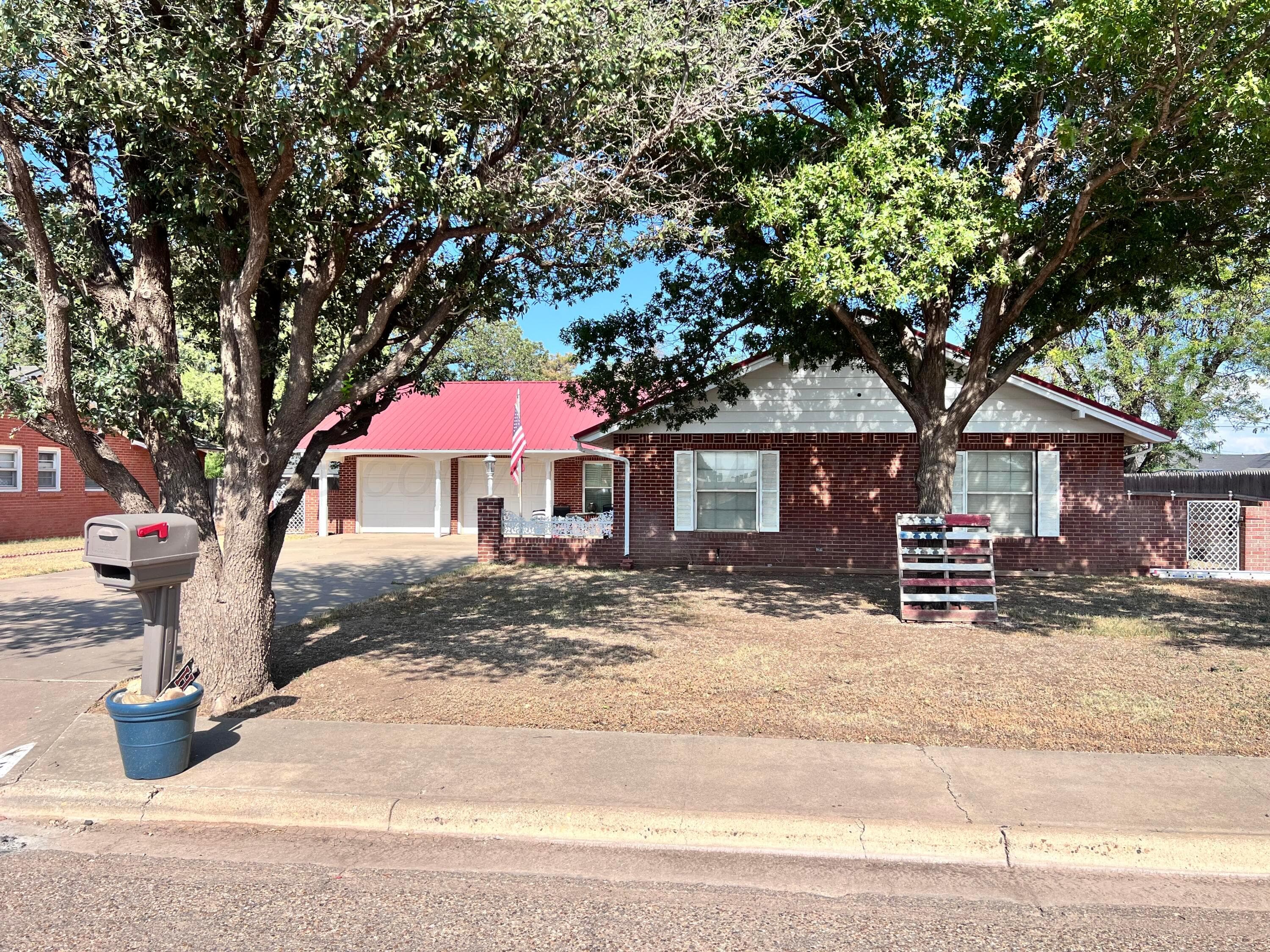 412 Sunset Street, Hereford, TX 79045