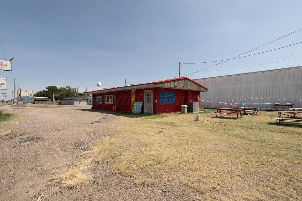 201 W First Street, Claude, TX 79019, photo 15